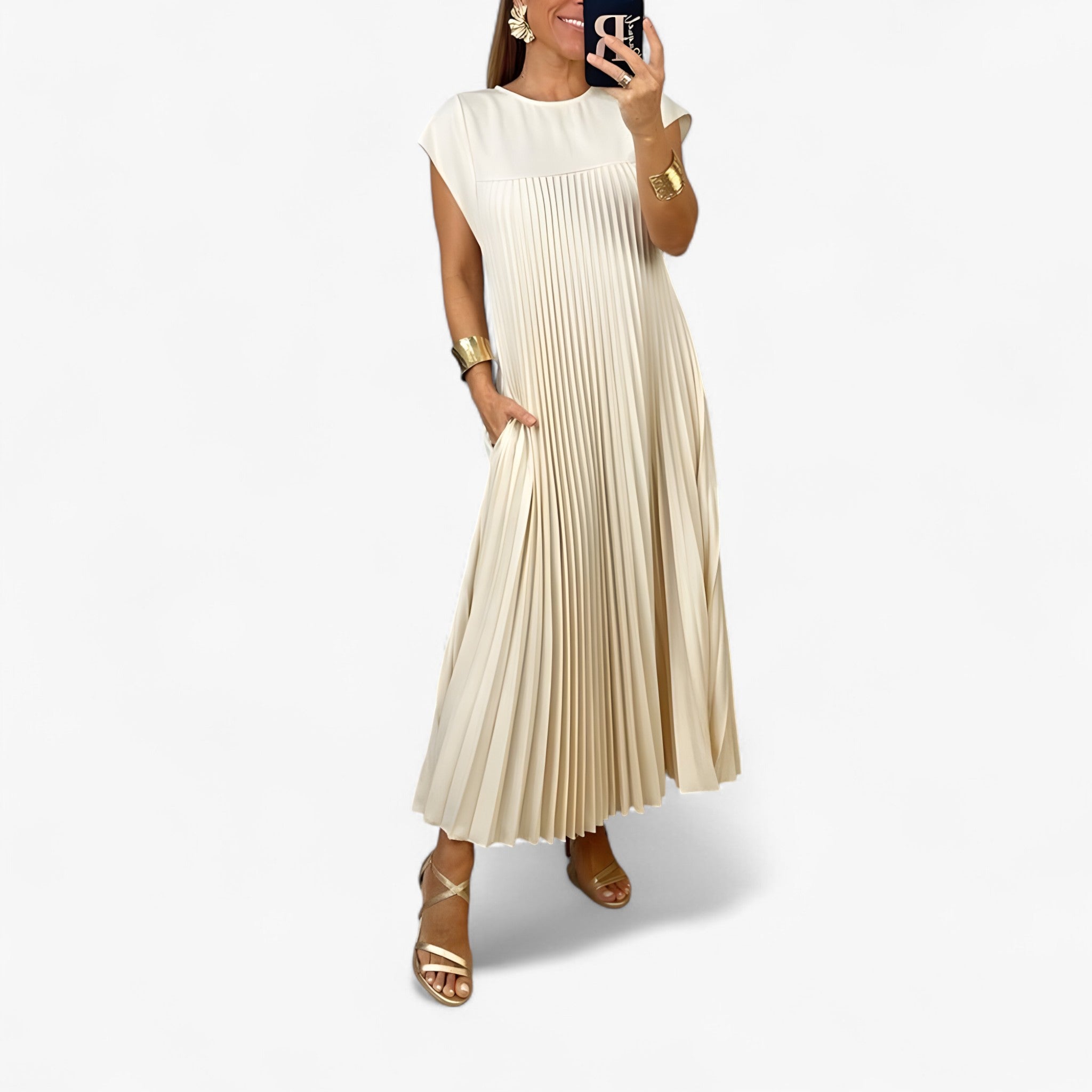Aduana | Ærmeløst kjole med elegante folder - Beige - women's fashion - {{ product_tags }