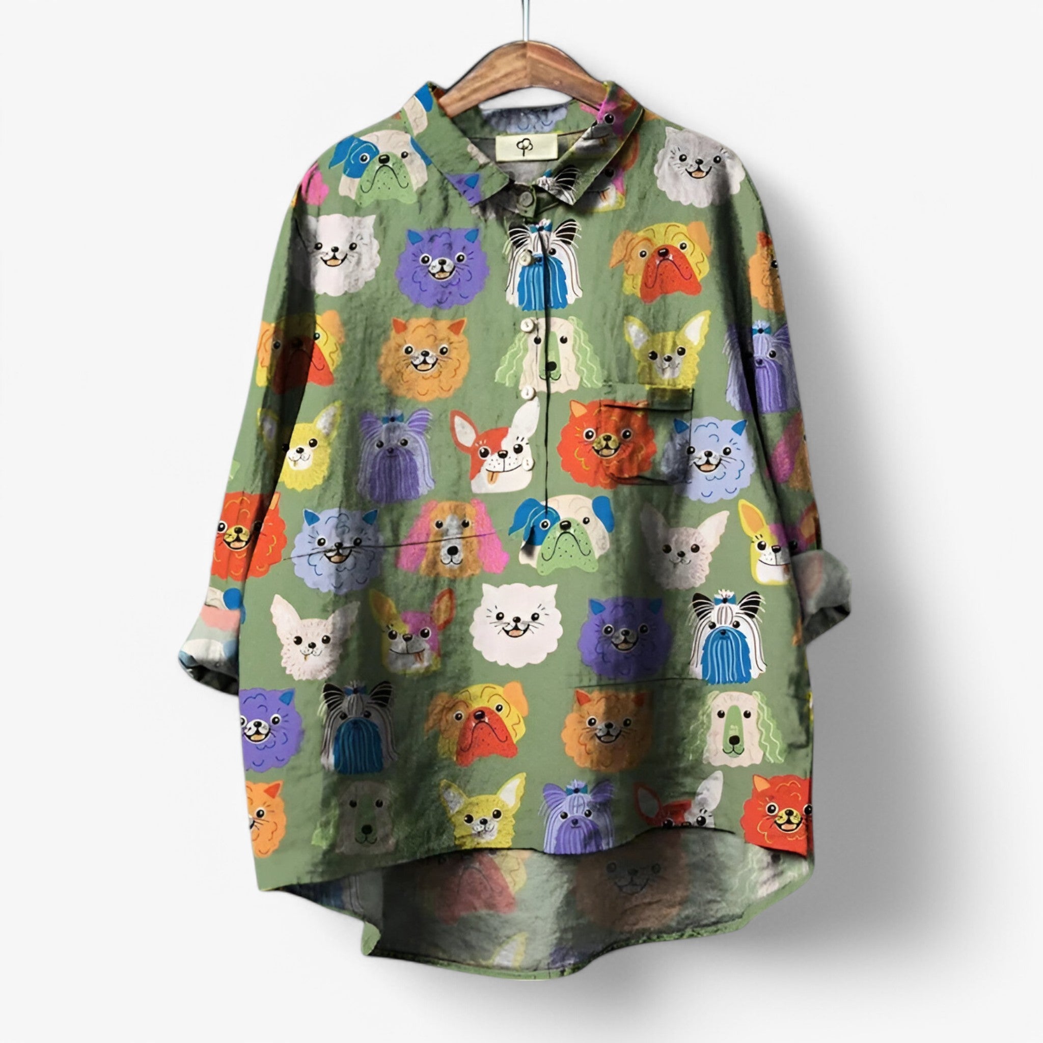 Jane | Skjorte med grafisk print - stilfuld og iøjnefaldende - Hund Legesyg - Jane | Skjorte med grafisk print - stilfuld og iøjnefaldende - €25 - {{ product_tags }