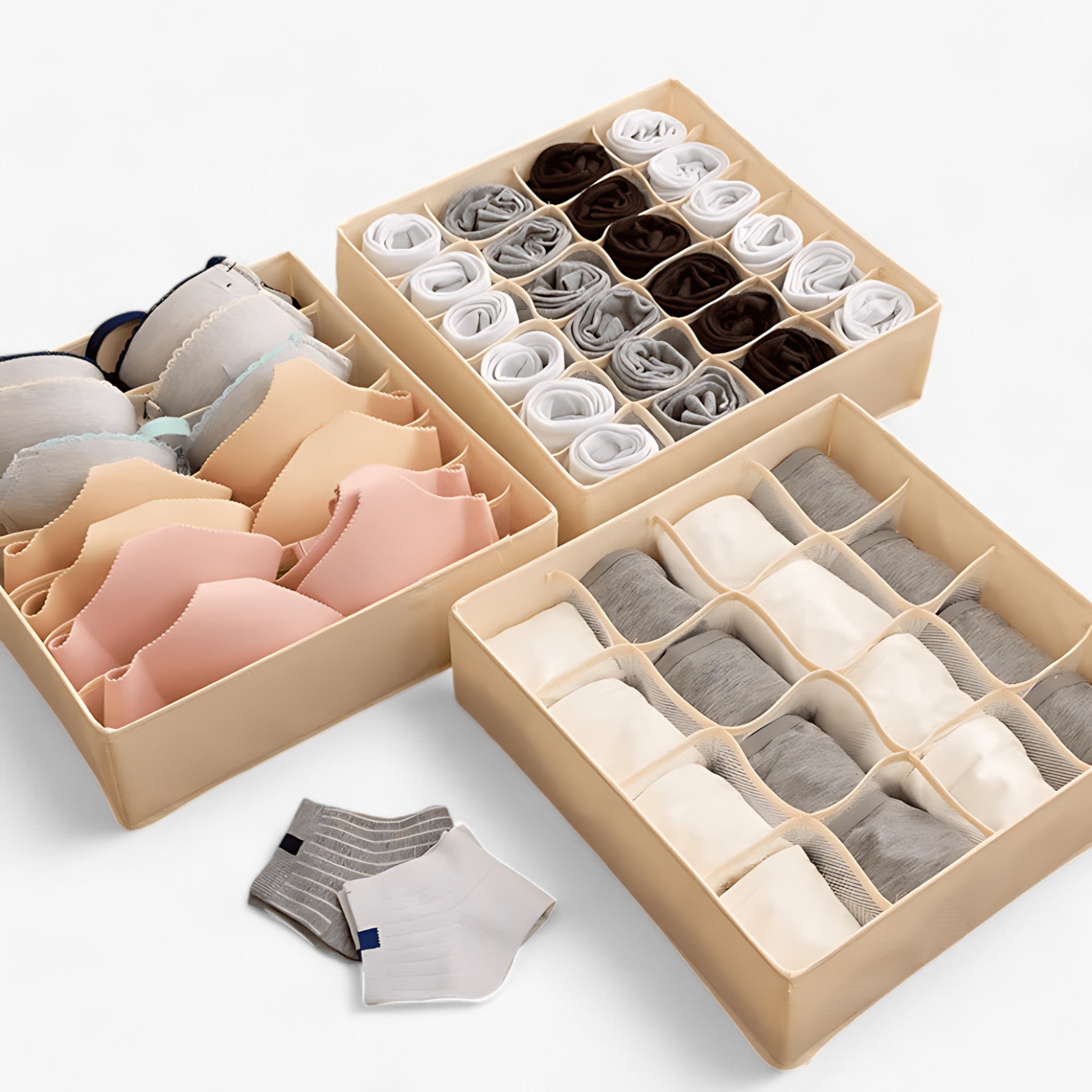 Undertøj Organizer | Foldbar Skuffeopdeler - Hold Sokker og BH'er Neat og Sorteret - - Undertøj Organizer | Foldbar Skuffeopdeler - Hold Sokker og BH'er Neat og Sorteret - €25 - {{ product_tags }