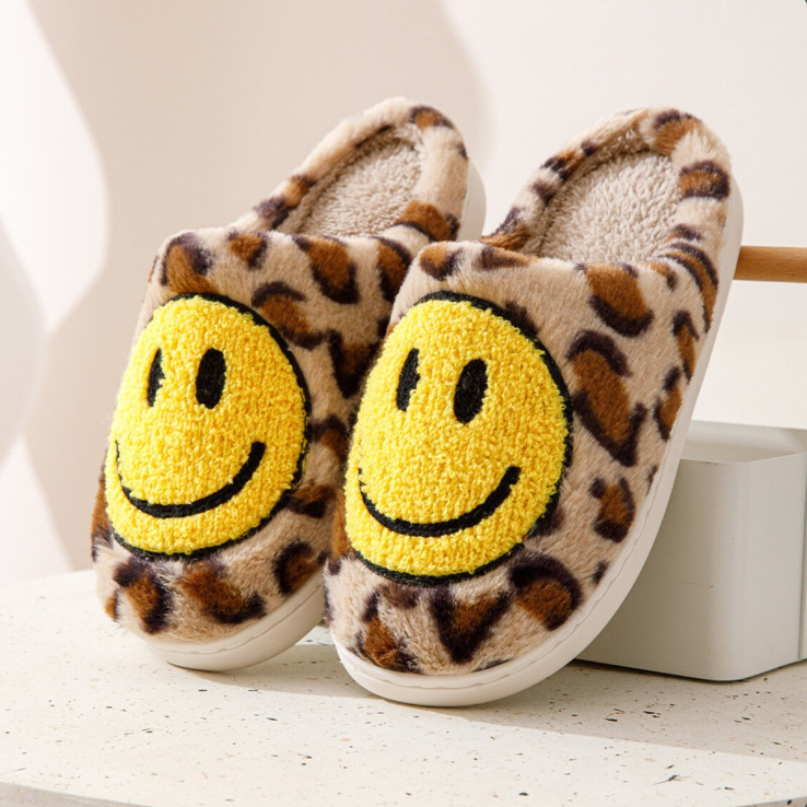 HappySlides™ - Leopard Smiley - Lys brun - HappySlides™ - Leopard Smiley - €25 - {{ product_tags }