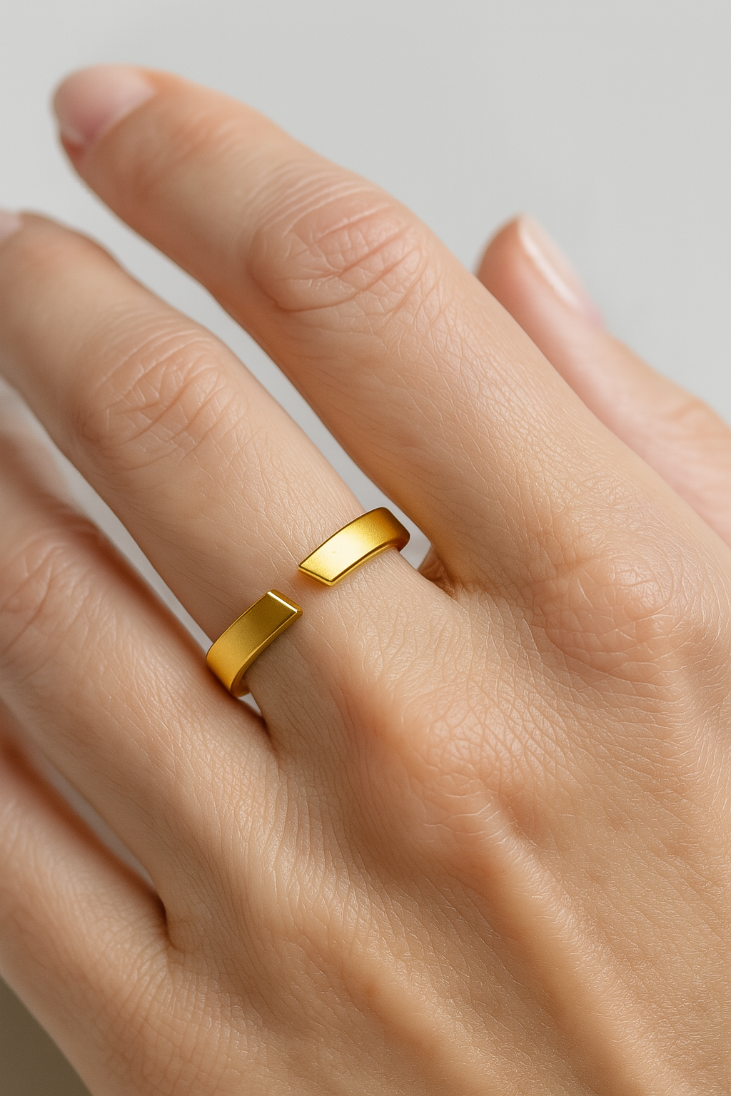 Skåret | Justerbar ring i guld/sølv - - Skåret | Justerbar ring i guld/sølv- €25 - {{ product_tags }