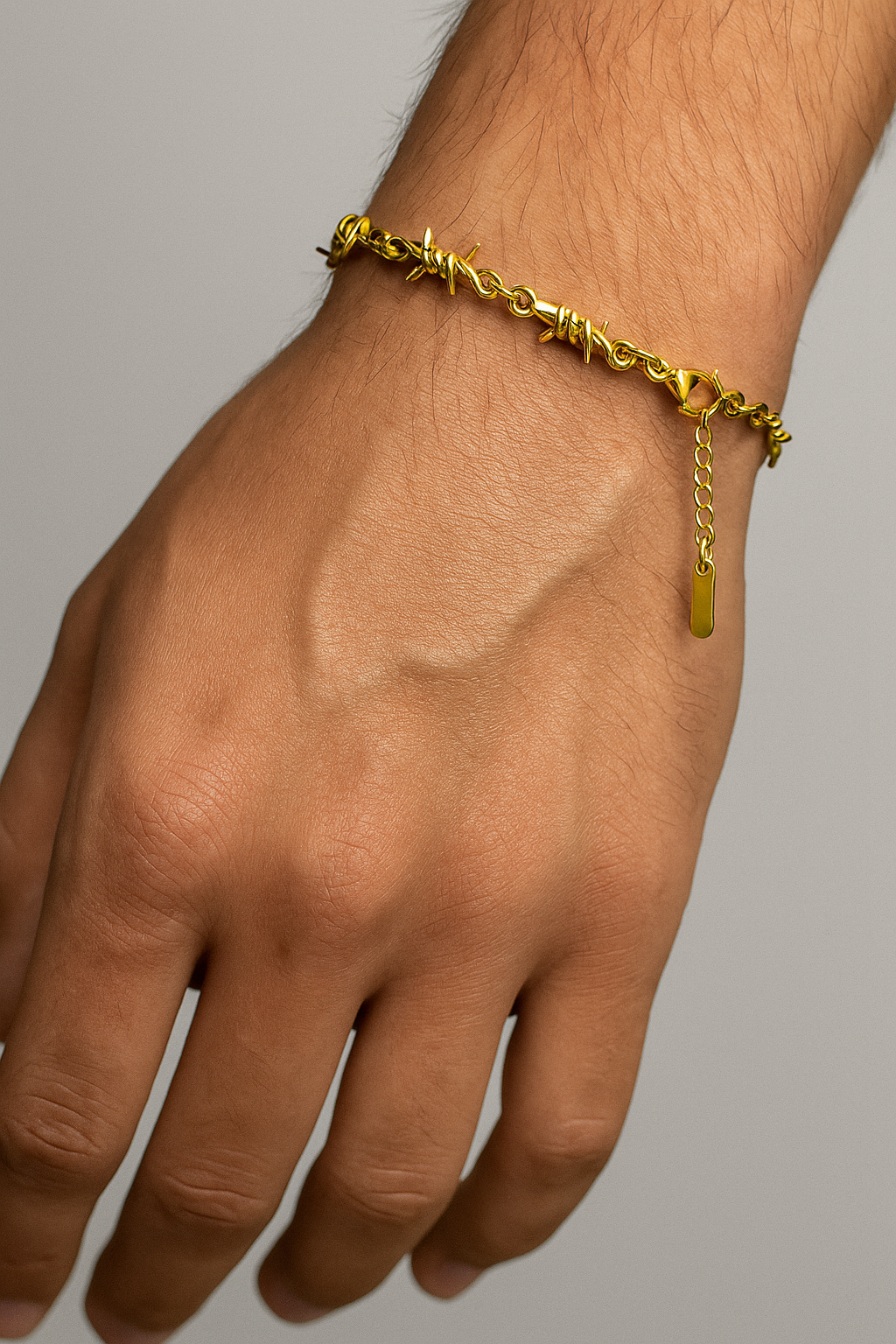 Revel | Pigtråd-armbånd i Guld eller Sølv - - Revel | Pigtråd-armbånd i Guld eller Sølv - €25 - {{ product_tags }