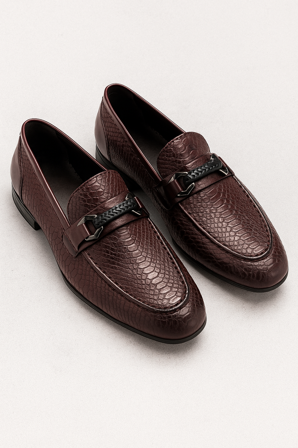 Leif | Herre læder loafers med slangepræg i mørkebrun - - Leif | Herre læder loafers med slangepræg i mørkebrun- €25 - {{ product_tags }