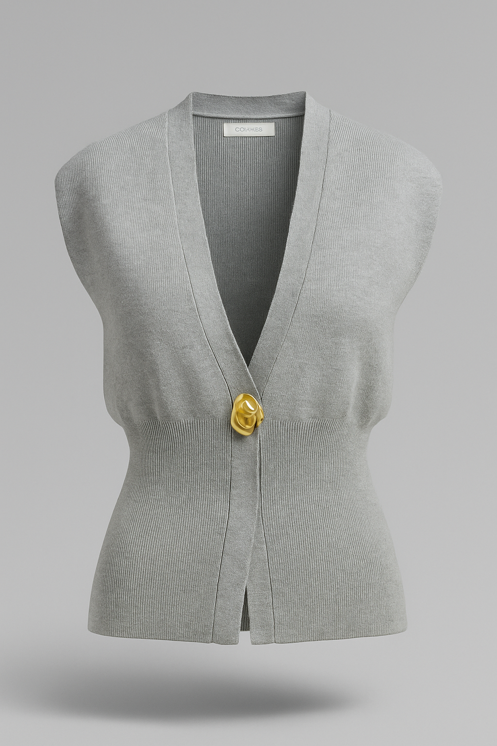 Iris | Elegant damestrikvest med guldknap - Hellgrau - Iris | Elegant damestrikvest med guldknap - €25 - {{ product_tags }