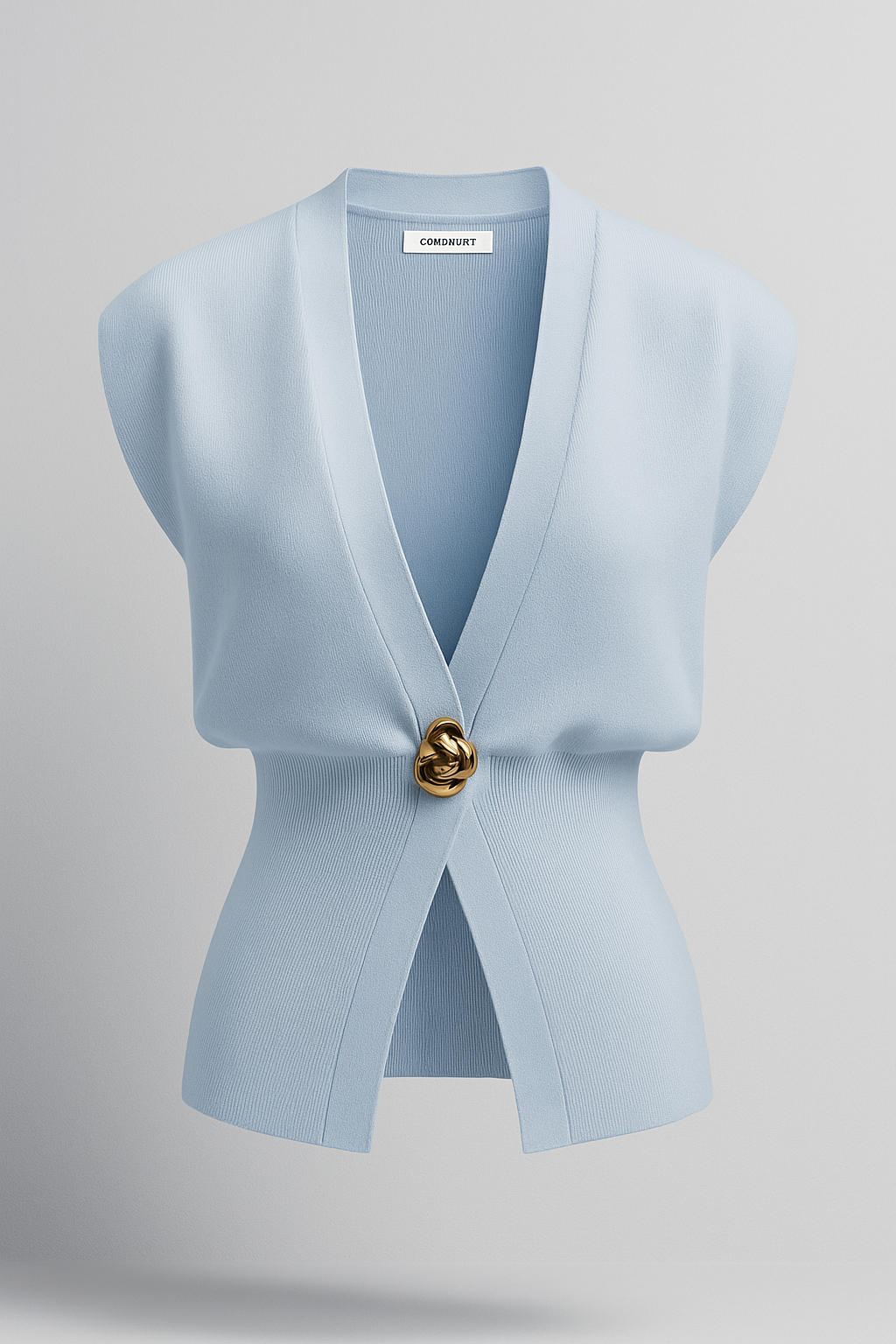 Iris | Elegant damestrikvest med guldknap - Blau - Iris | Elegant damestrikvest med guldknap - €25 - {{ product_tags }