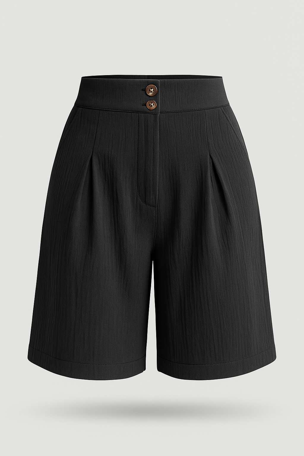 Arabella | Kvindershorts med knap og brede ben - Sort - Arabella | Kvindershorts med knap og brede ben- €25 - {{ product_tags }