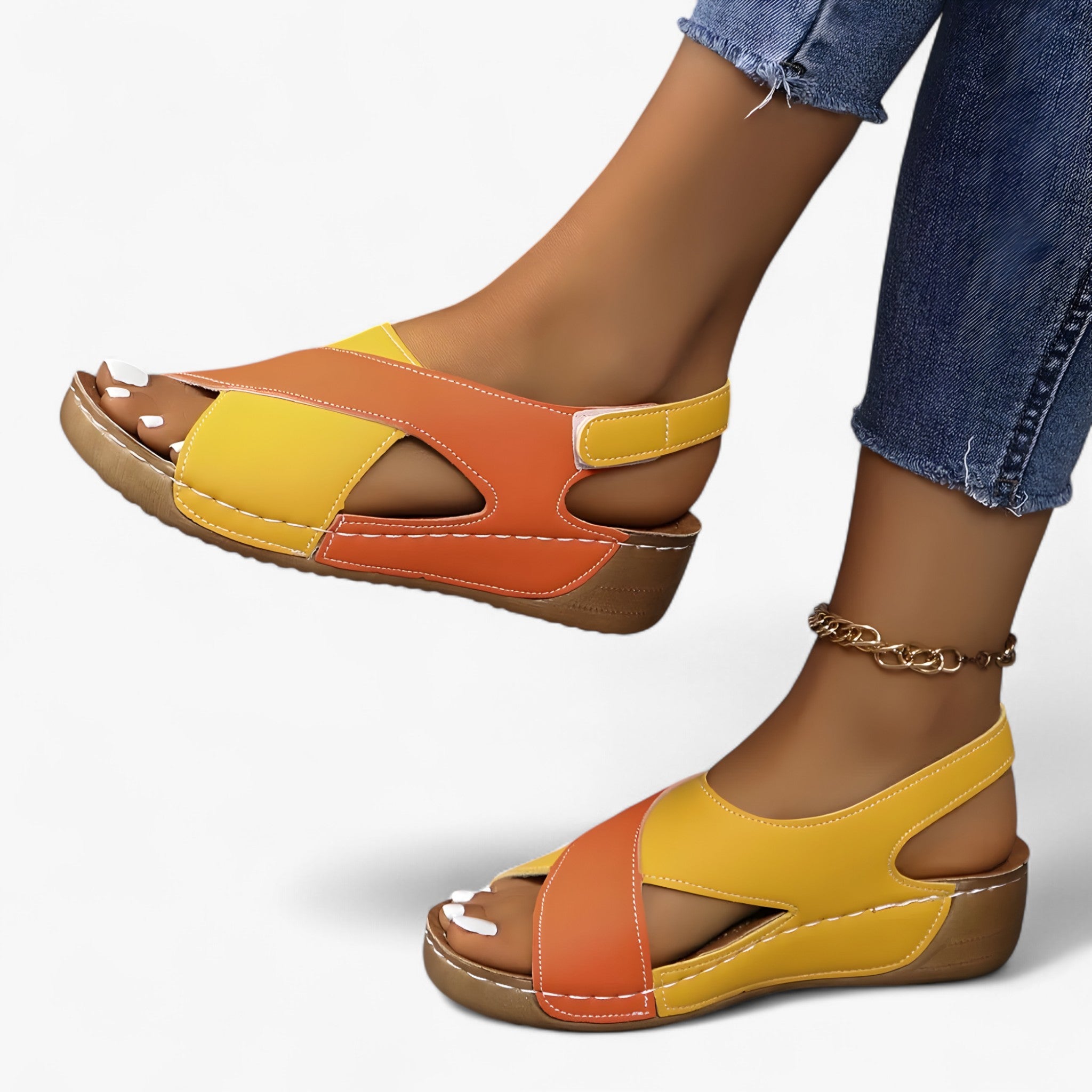 Lucy - Komfortable kilehælesandaler med svangstøtte - Orange - Lucy - Komfortable kilehælesandaler med svangstøtte - €25 - {{ product_tags }