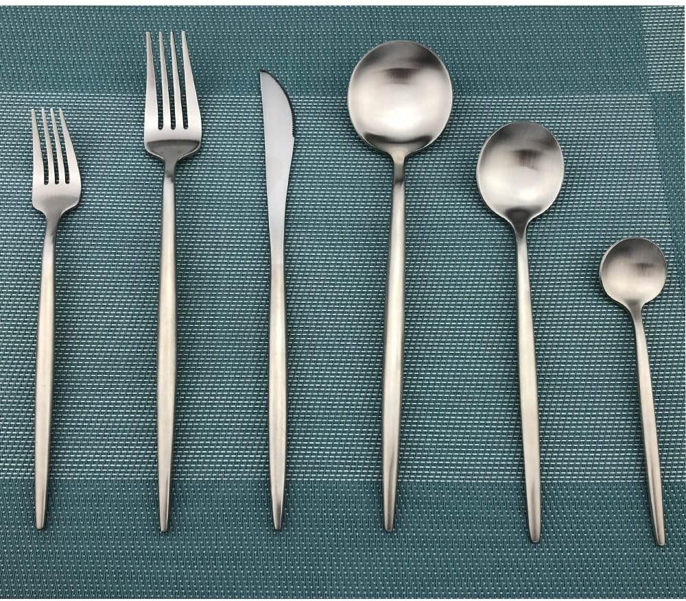Torin - 36 stykker minimalistisk bestik - 36. mat sølv - Torin - 36 stykker minimalistisk bestik- €25 - {{ product_tags }