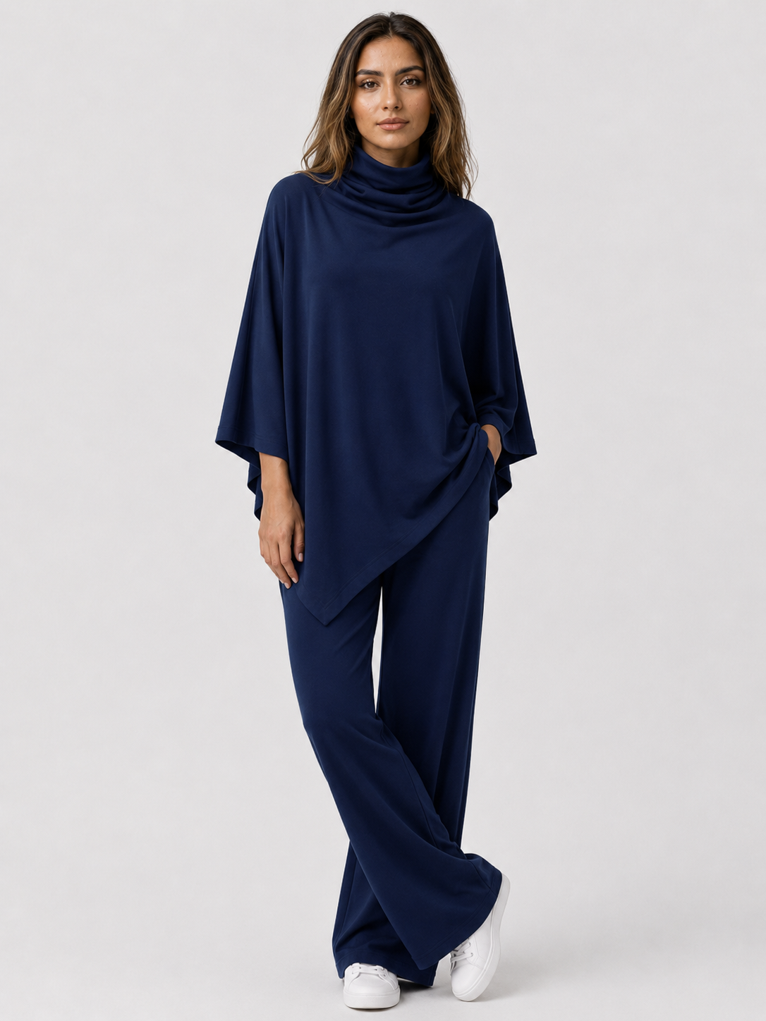 Diana | Alyris Kvinder's Two-Piece Poncho Sæt – Cowl Neck Top & Straight-Leg Bukser
