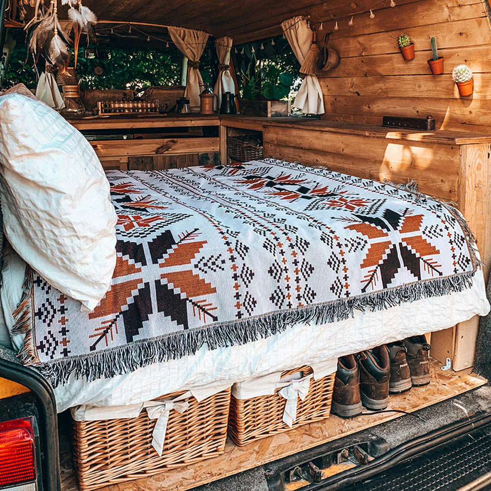 Boho Picnic Blanket | Et moderigtigt boheme-tæppe til dine udendørs aktiviteter - - Boho Picnic Blanket | Et moderigtigt boheme-tæppe til dine udendørs aktiviteter- €25 - {{ product_tags }