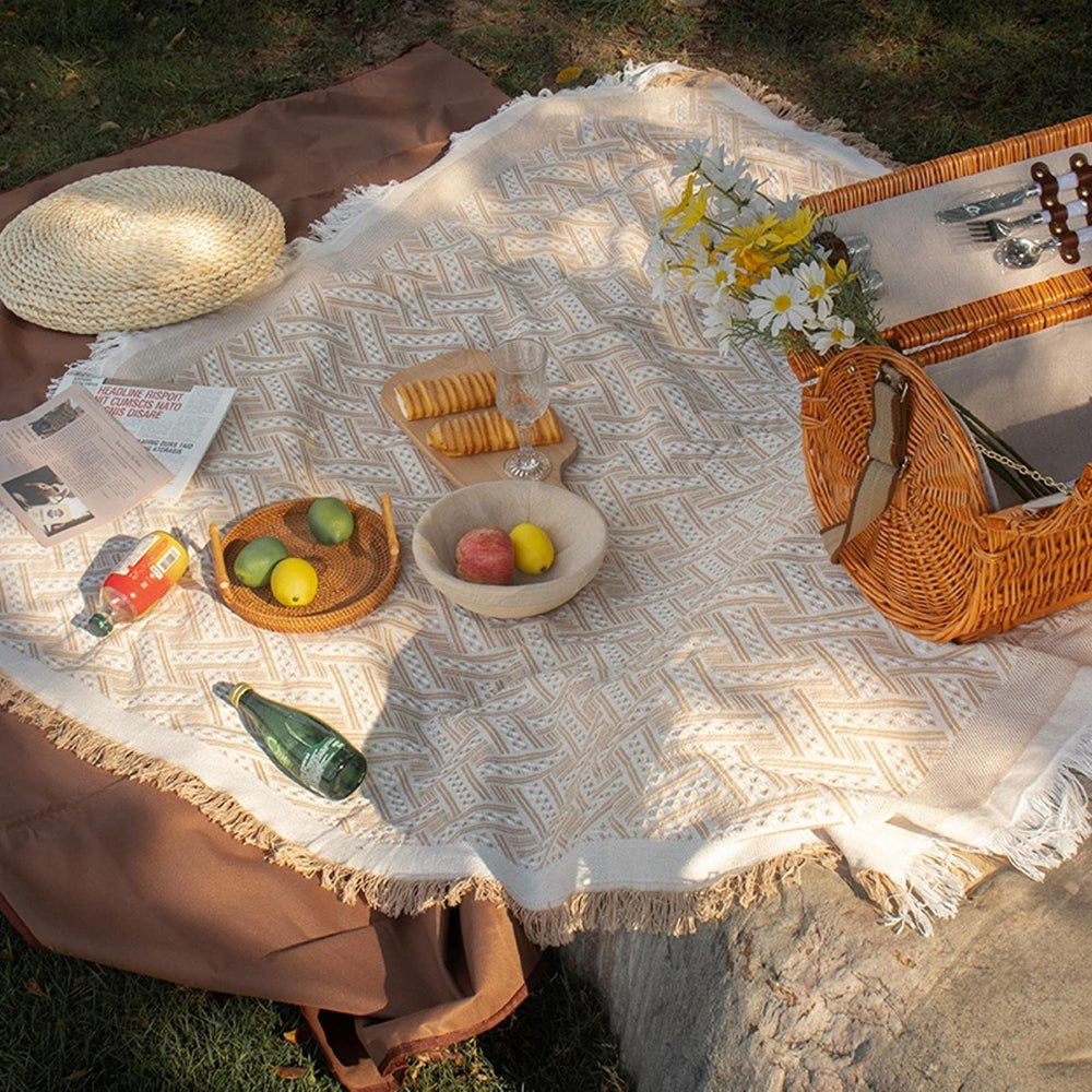Boho Picnic Blanket | Et moderigtigt boheme-tæppe til dine udendørs aktiviteter - C - Boho Picnic Blanket | Et moderigtigt boheme-tæppe til dine udendørs aktiviteter- €25 - {{ product_tags }