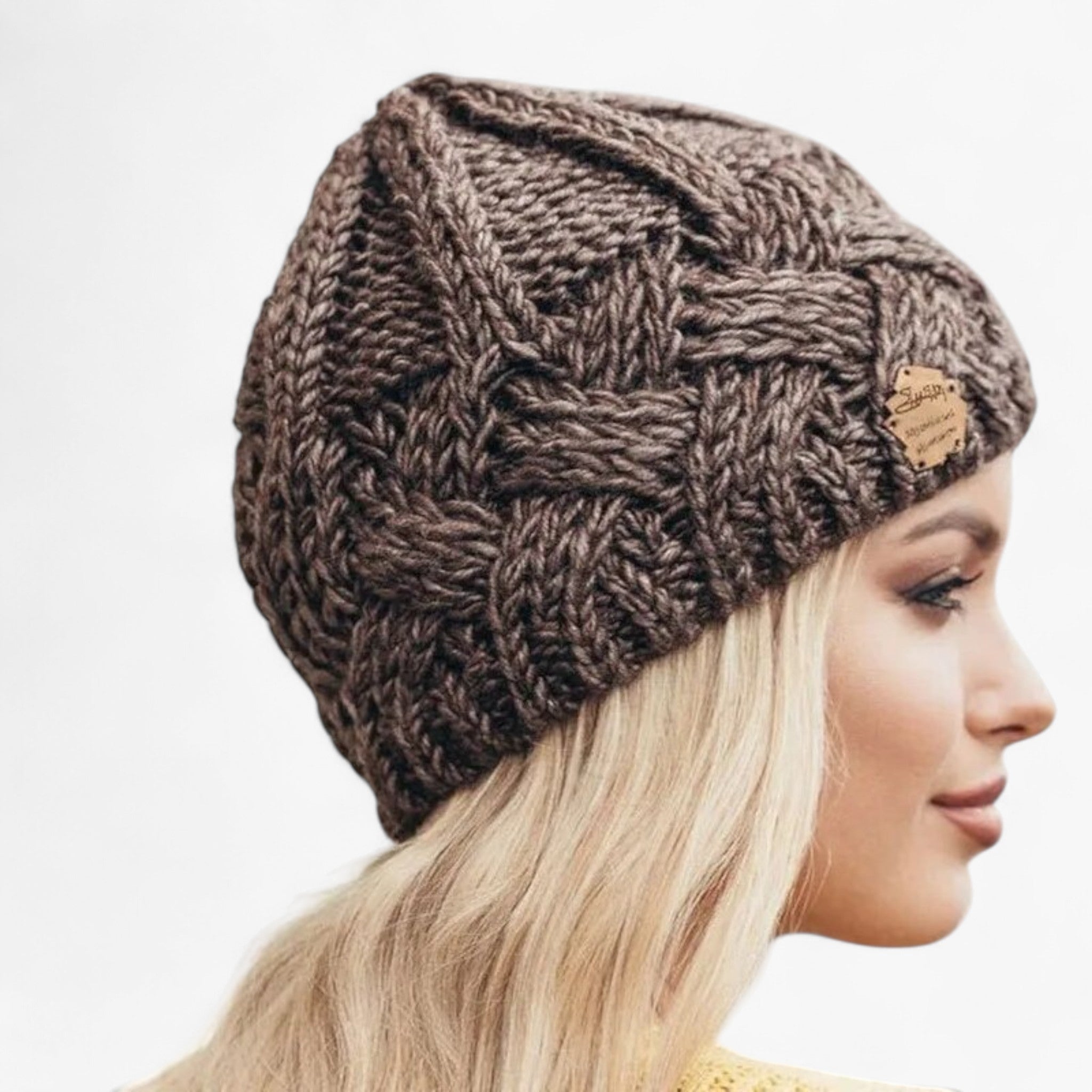 Cecelia | Blød og moderigtig strikket hue - Kaffe - Hats - {{ product_tags }