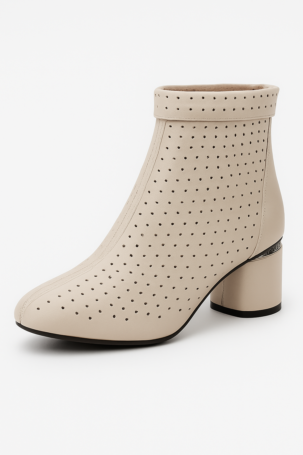 Solea | Elegant Sommerstøvler med Mellemhøjt Hæl og Perforeret Design - Beige - Solea | Elegant Sommerstøvler med Mellemhøjt Hæl og Perforeret Design - €25 - {{ product_tags }
