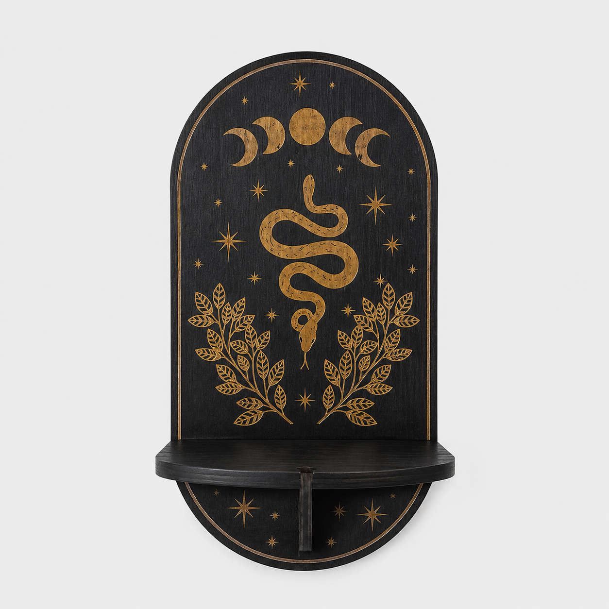 Trævægstage med Hylde - Mørkt Træ, Gulddetaljer & Mystiske Motiver - Månefaser & Slange - Gifts – Seasonal – Halloween - {{ product_tags }