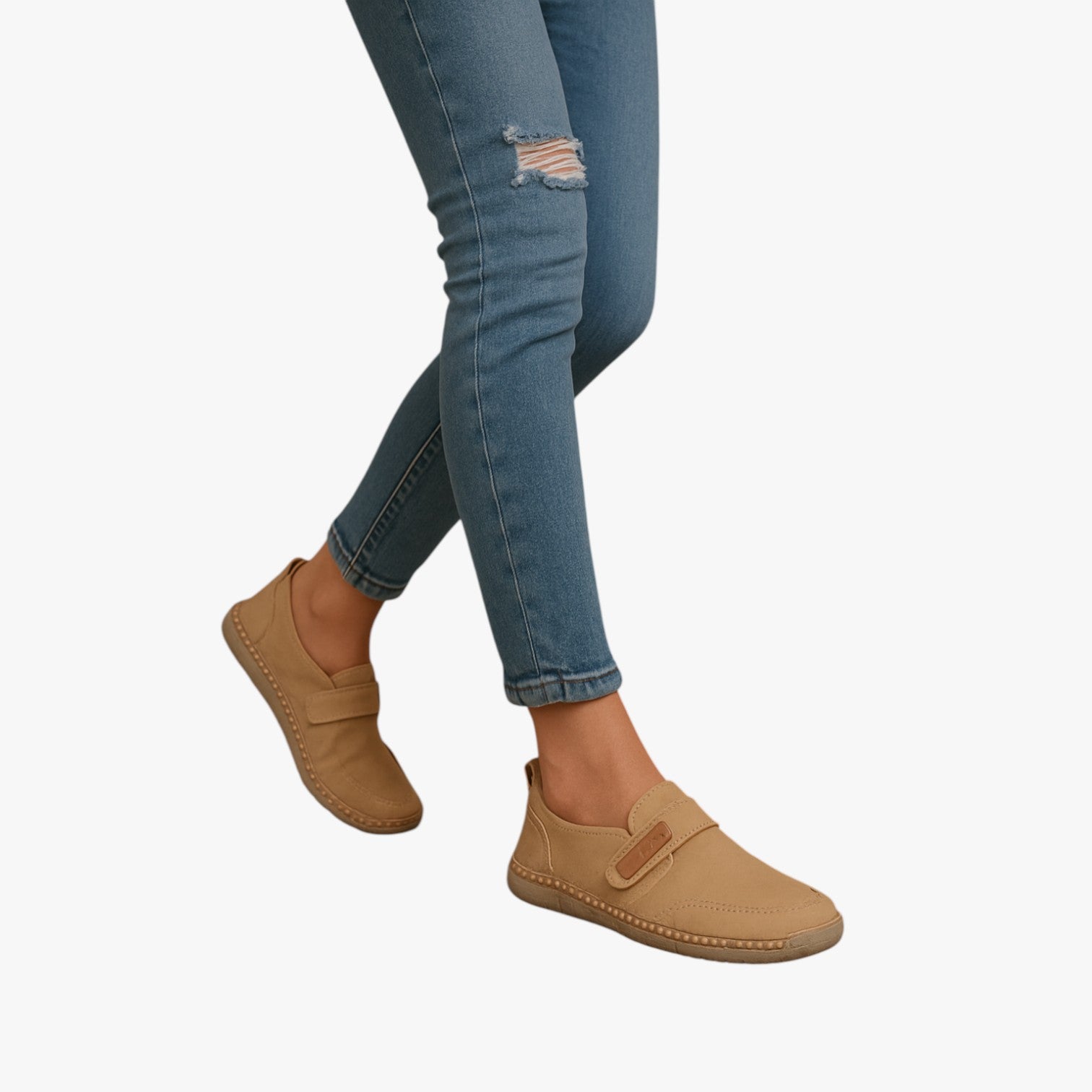 Alexandra | Læderdamessko i mokkasiner - Håndlavet komfort til hvert skridt - - Alexandra | Læderdamessko i mokkasiner - Håndlavet komfort til hvert skridt - €25 - {{ product_tags }