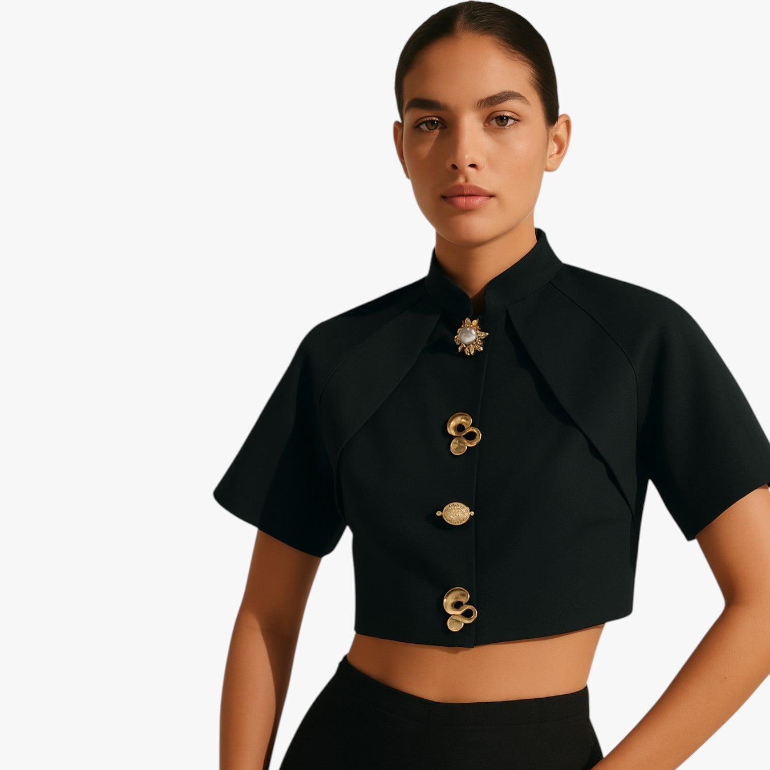 Janella | Dekorativ kort metallskjorte - - Janella | Dekorativ kort metallskjorte- €25 - {{ product_tags }