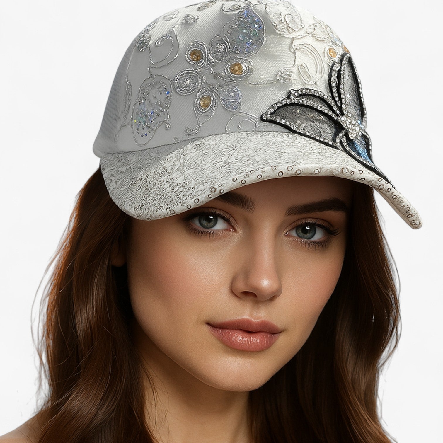 Peyton | Dame baseballkasket i lys denim med justerbar spænde - - Peyton | Dame baseballkasket i lys denim med justerbar spænde - €25 - {{ product_tags }