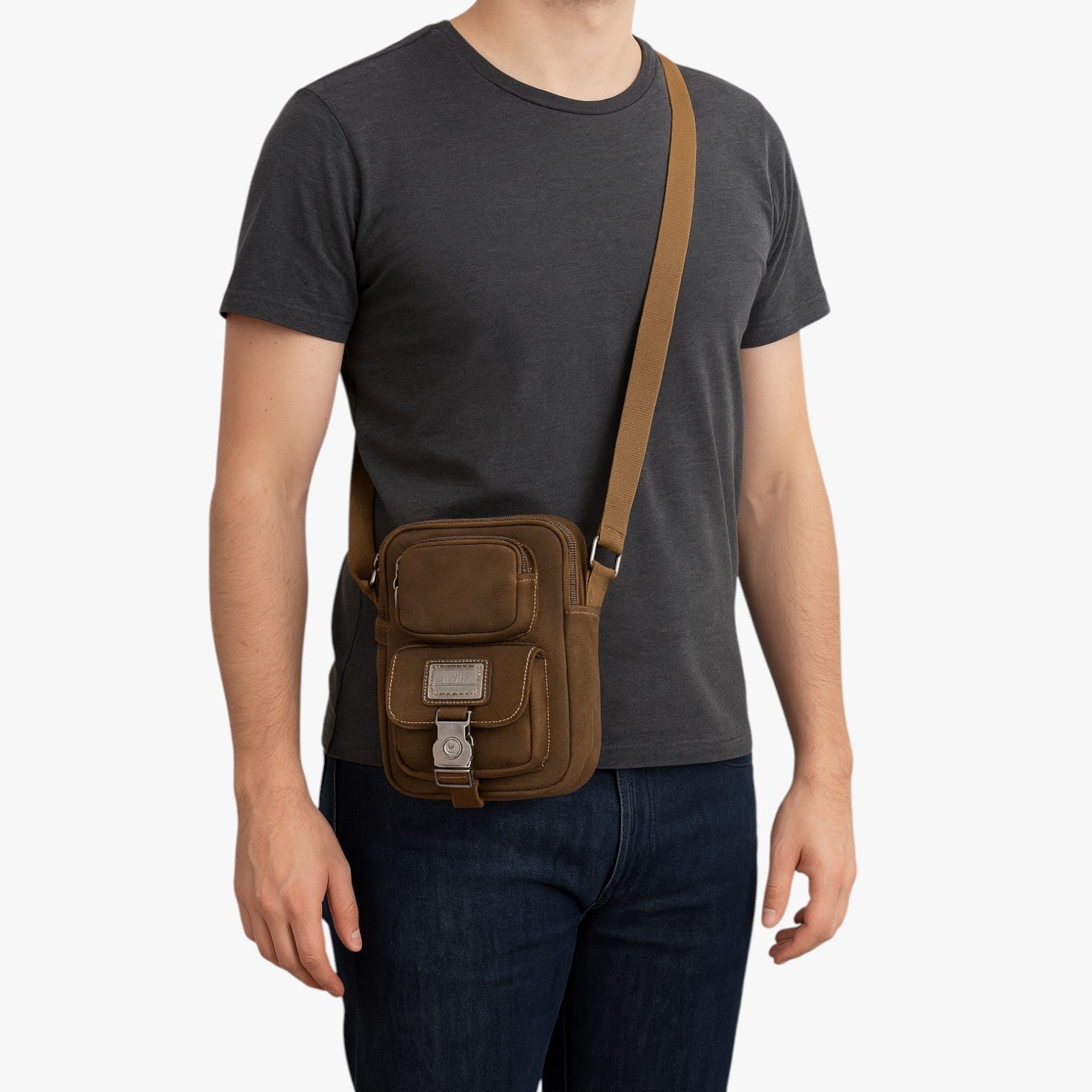 Evren | Elegant og praktisk: crossbody-tasken i vævet materiale perfekt til enhver rejse - - bags - {{ product_tags }