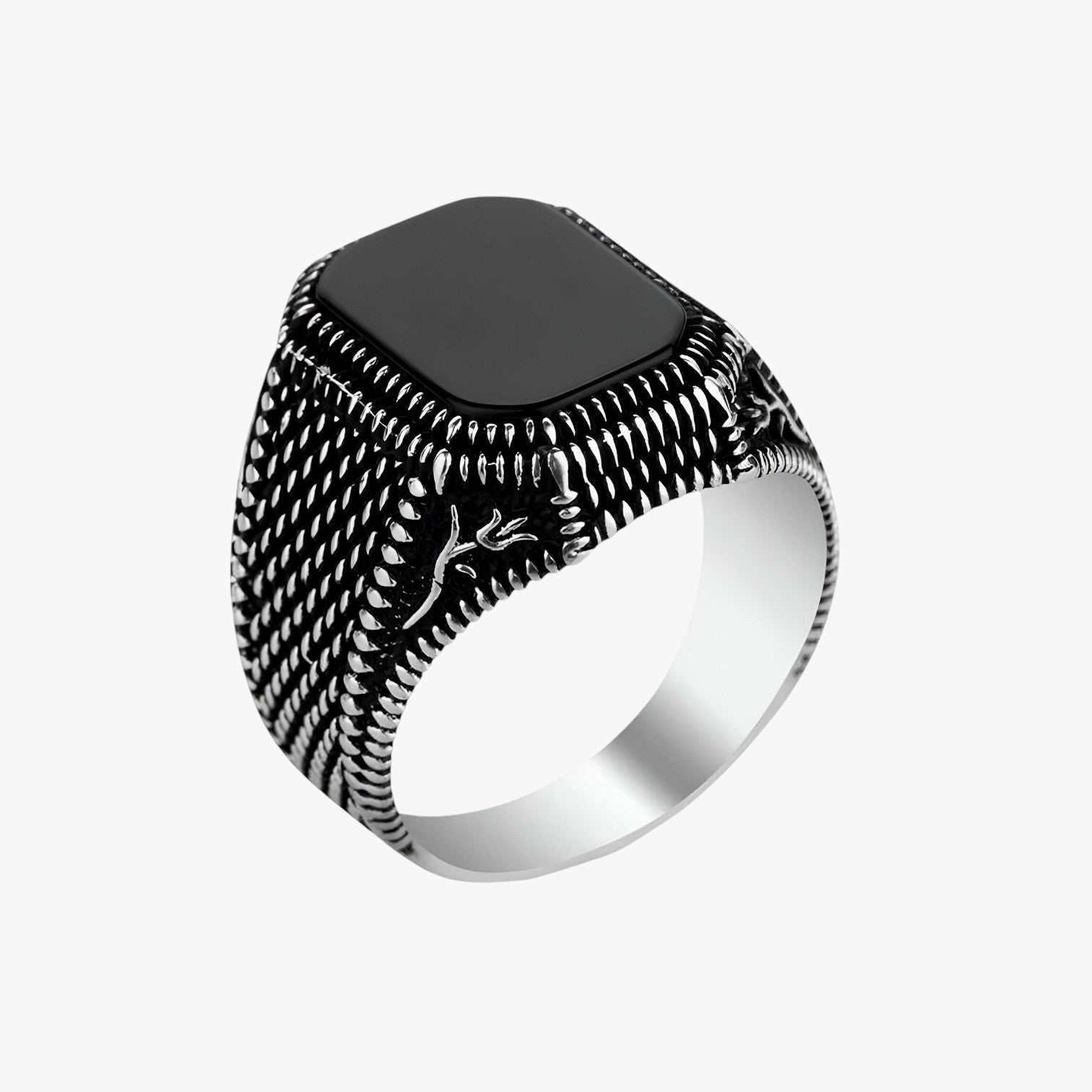 Emory | Håndlavet zirkonia ring med unikt blomsterdesign - Sort - other - {{ product_tags }
