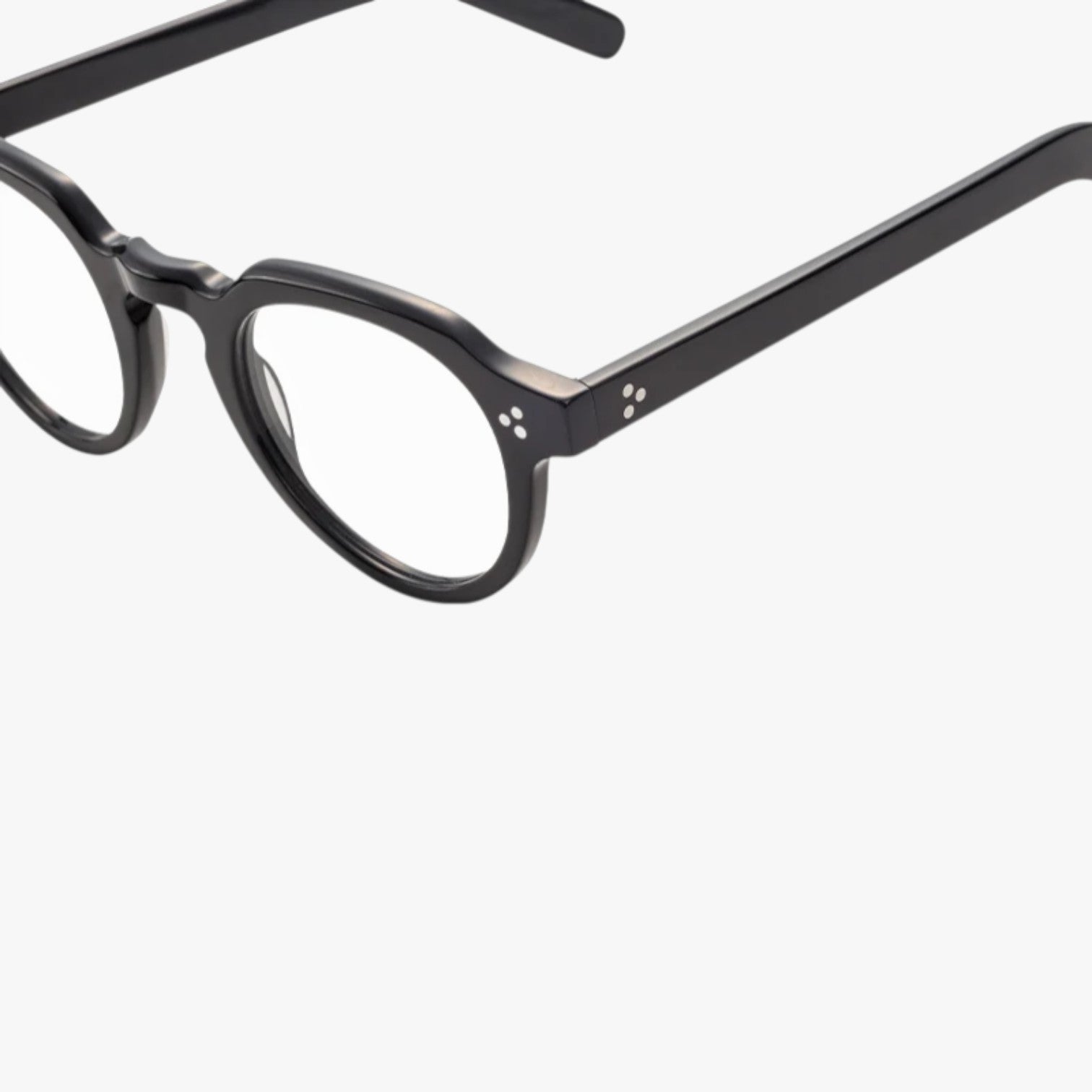 Celina | Retro dame solbriller - Bæredygtig elegance med polariserede linser - - Celina | Retro dame solbriller - Bæredygtig elegance med polariserede linser - €25 - {{ product_tags }