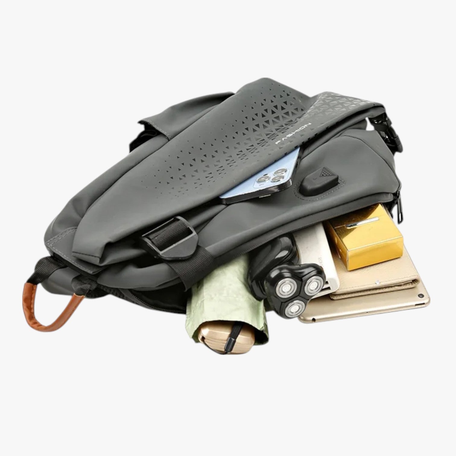 Vandtæt skuldertaske Dominick med USB: stil og opladning altid med dig - - Vandtæt skuldertaske Dominick med USB: stil og opladning altid med dig - €25 - {{ product_tags }