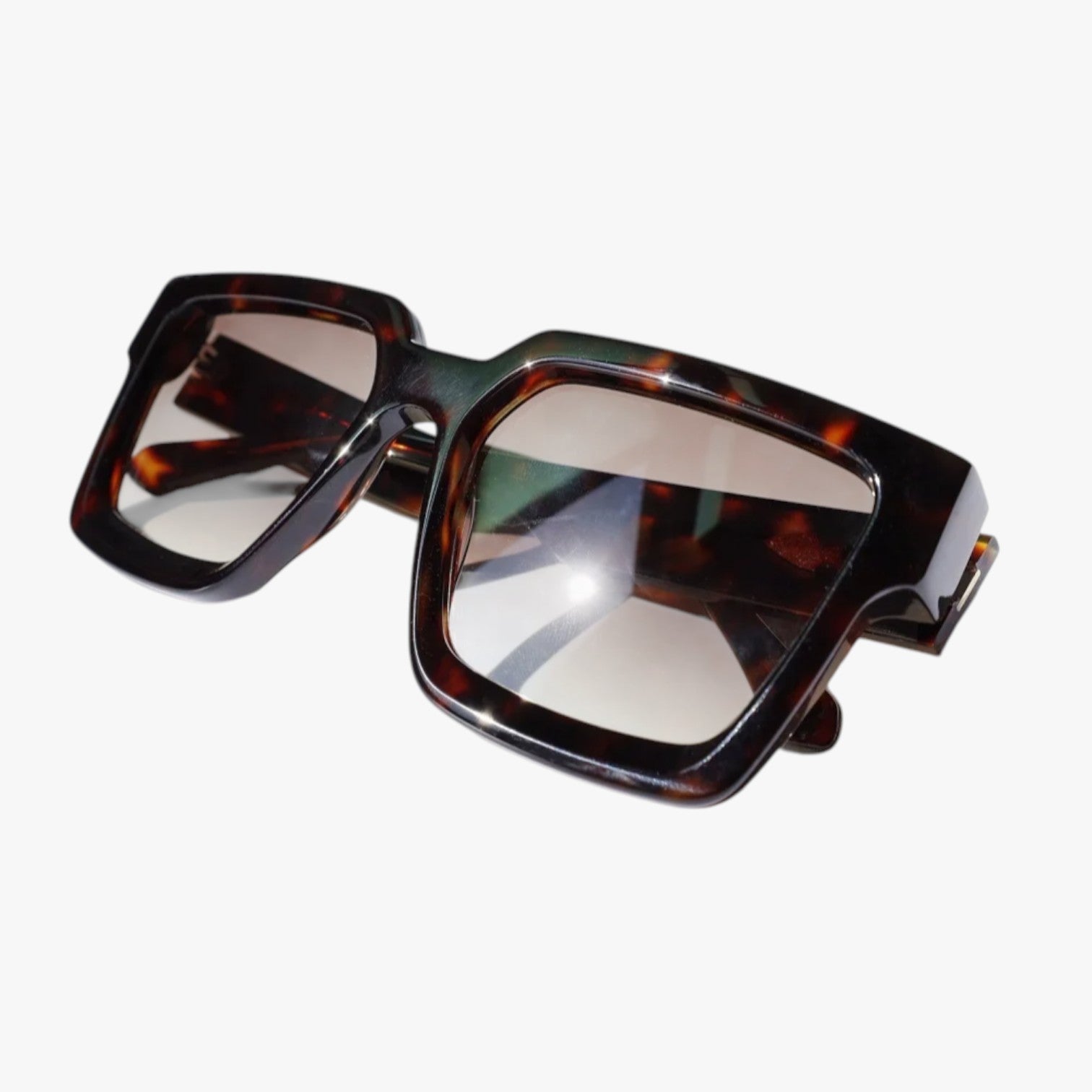 Eva | Luxe Retro-Stil Rektangulære Polariserede Solbriller med Moderne Komfort - - Eva | Luxe Retro-Stil Rektangulære Polariserede Solbriller med Moderne Komfort- €25 - {{ product_tags }