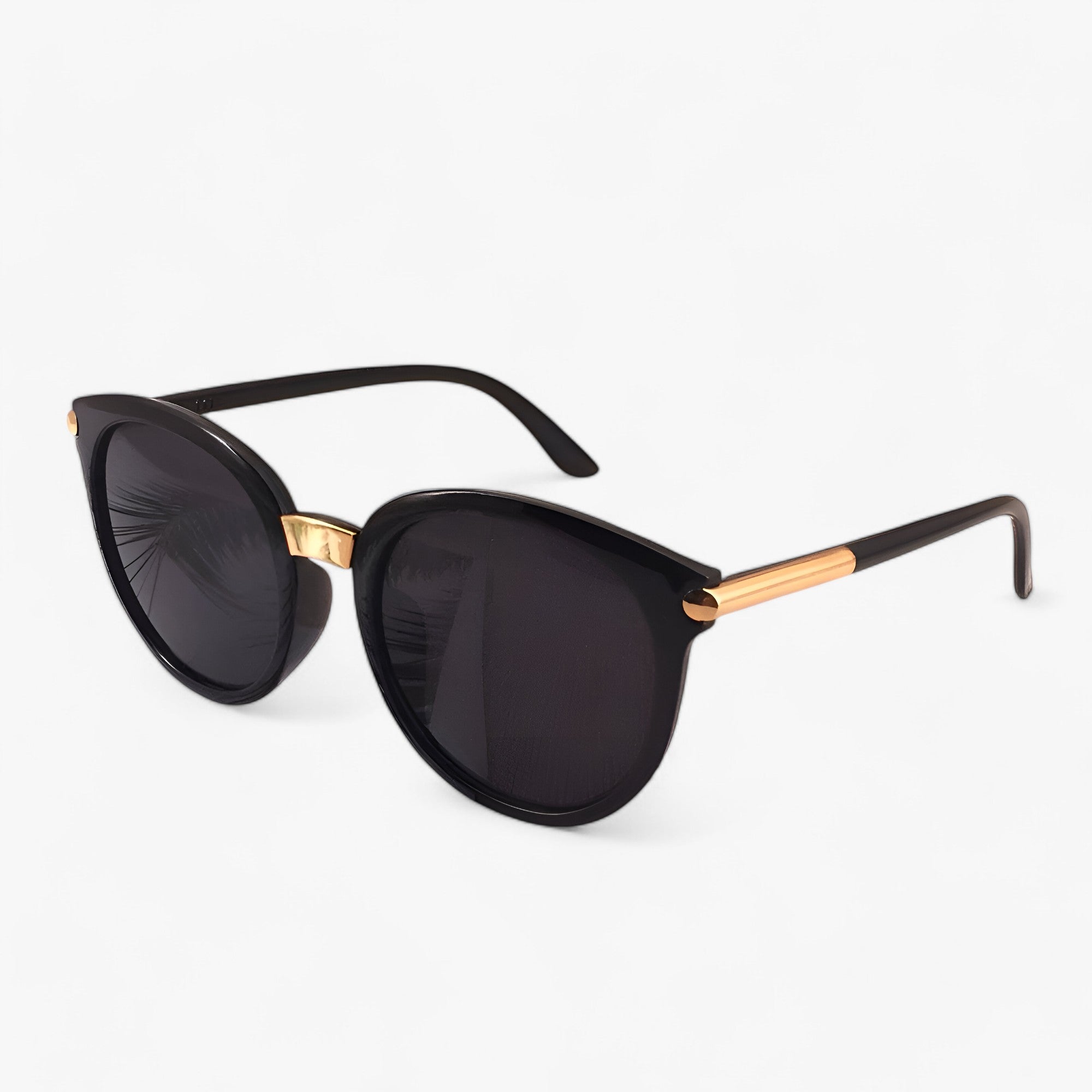 Ianna | Vintage læder solbriller UV400 - Stil & Beskyttelse - - Ianna | Vintage læder solbriller UV400 - Stil & Beskyttelse- €25 - {{ product_tags }