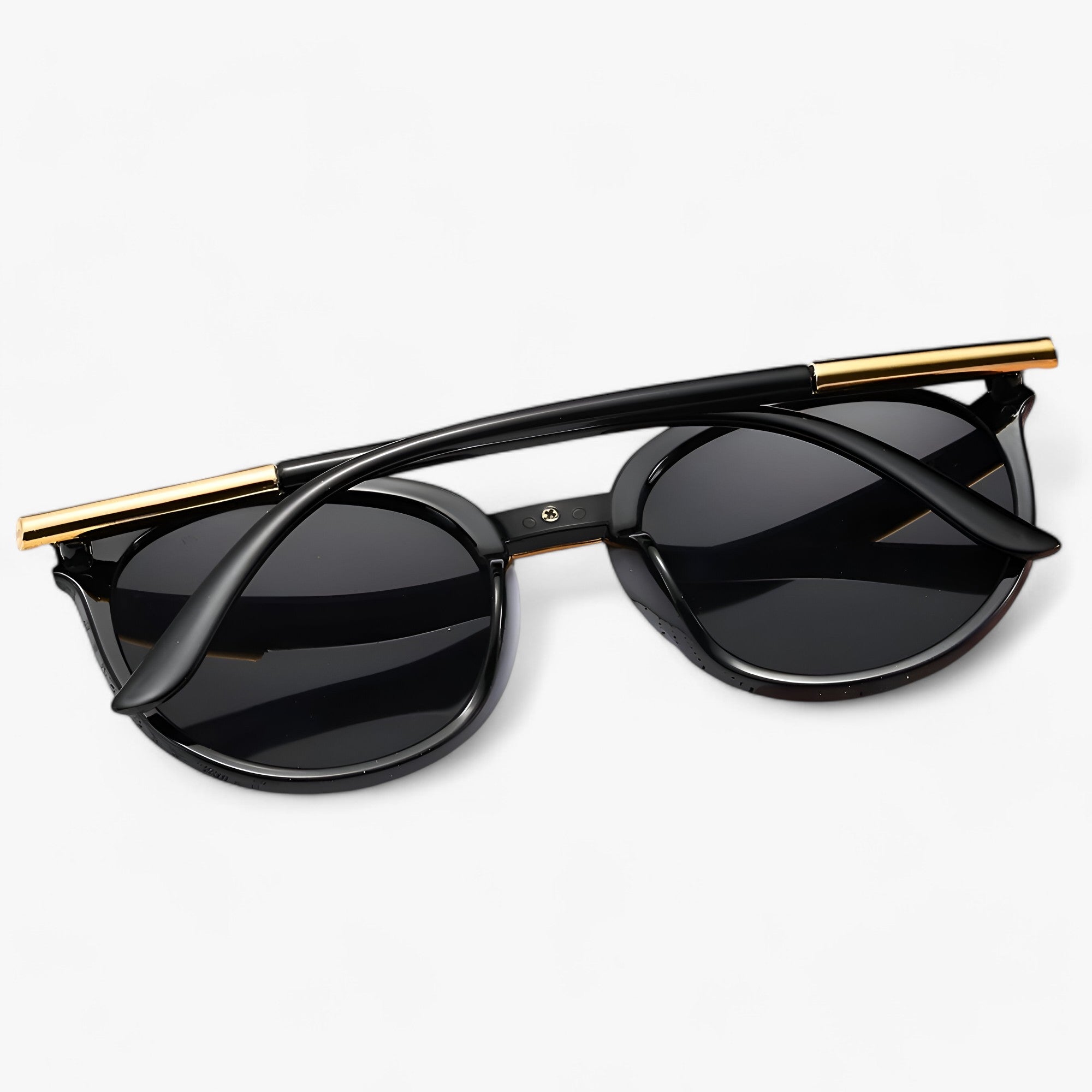 Ianna | Vintage læder solbriller UV400 - Stil & Beskyttelse - - Ianna | Vintage læder solbriller UV400 - Stil & Beskyttelse- €25 - {{ product_tags }