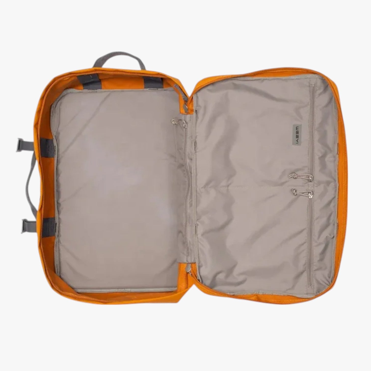 Kristofer | Let og rummelig weekendtas i genbrugt stof - - Kristofer | Let og rummelig weekendtas i genbrugt stof- €25 - {{ product_tags }