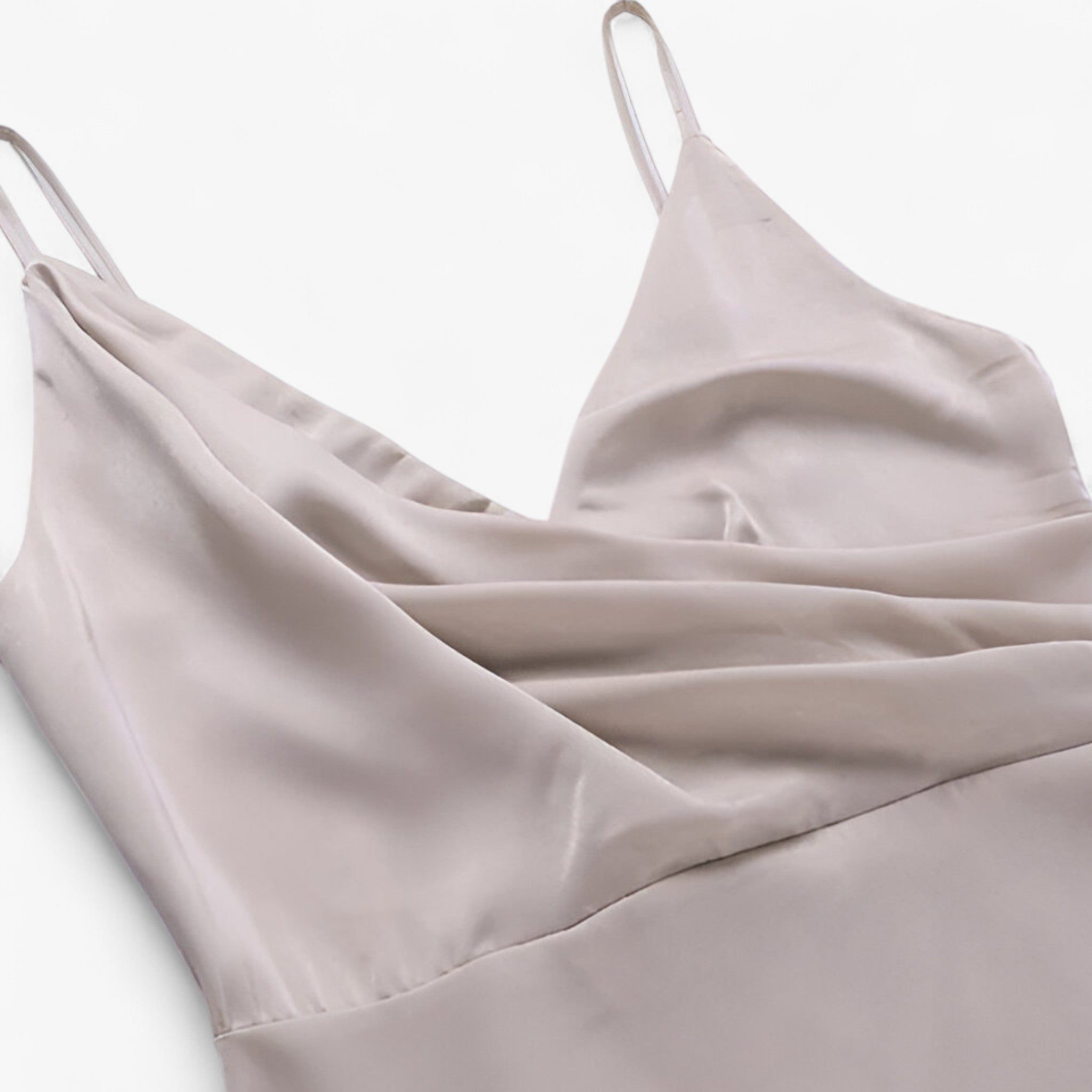 Katia | Kvinders Satin Maxi Kjole - - Kvinders Kjoler - {{ product_tags }
