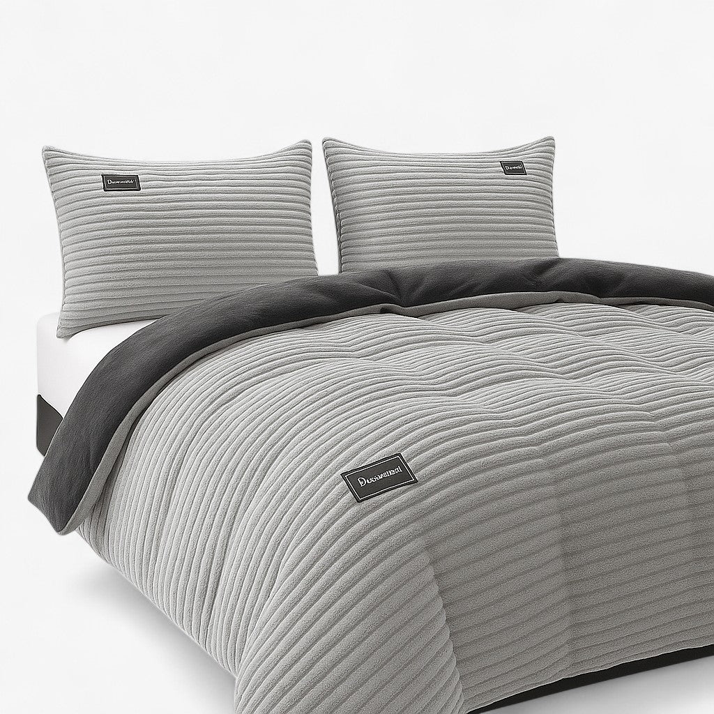 Guiseppe | Vinter Dyne med Elegant Design - Lys grå - Dyner & Duvetter - {{ product_tags }