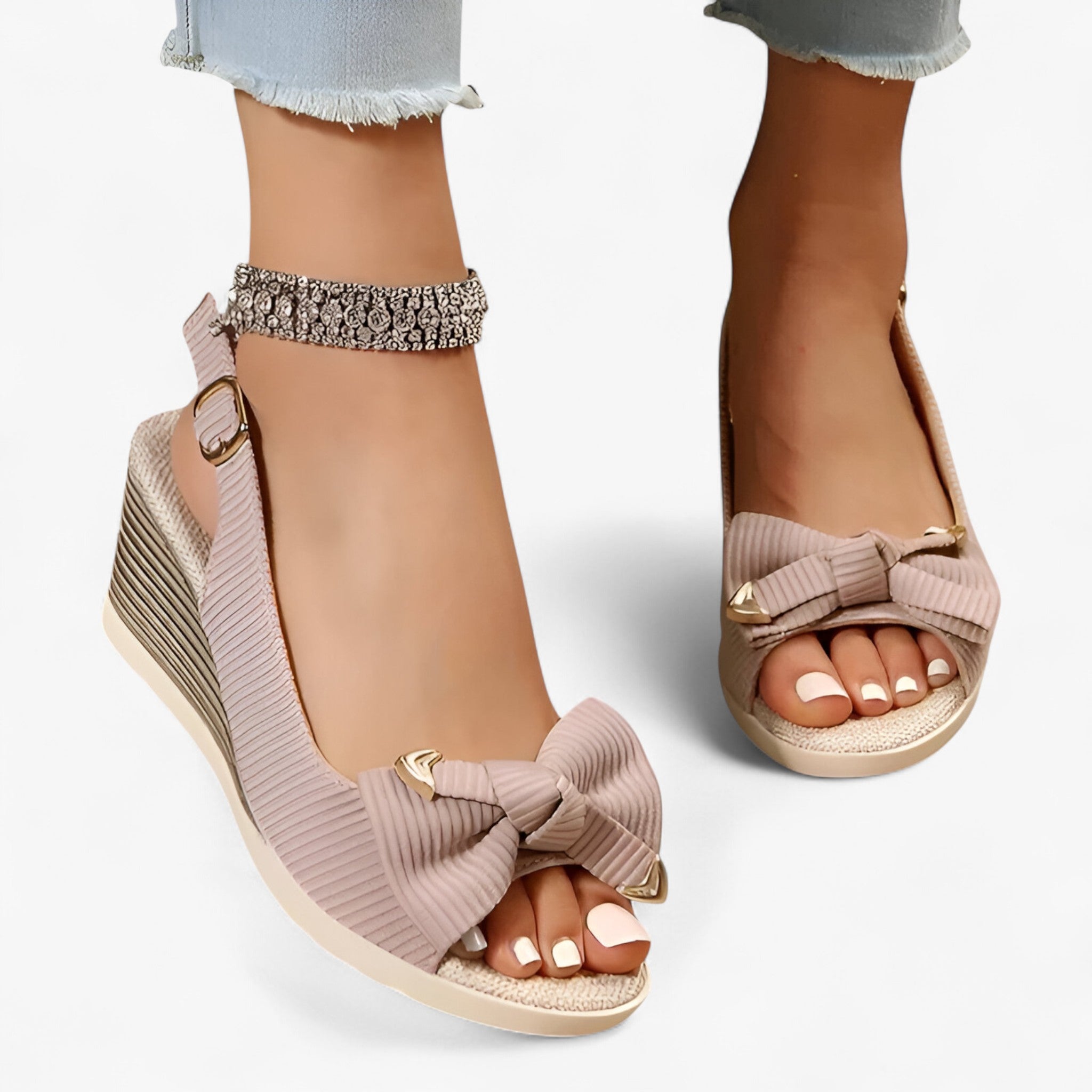 Sanne | Sommersandaler med kilehæle - Elegant og komfortabel - - women's fashion - {{ product_tags }