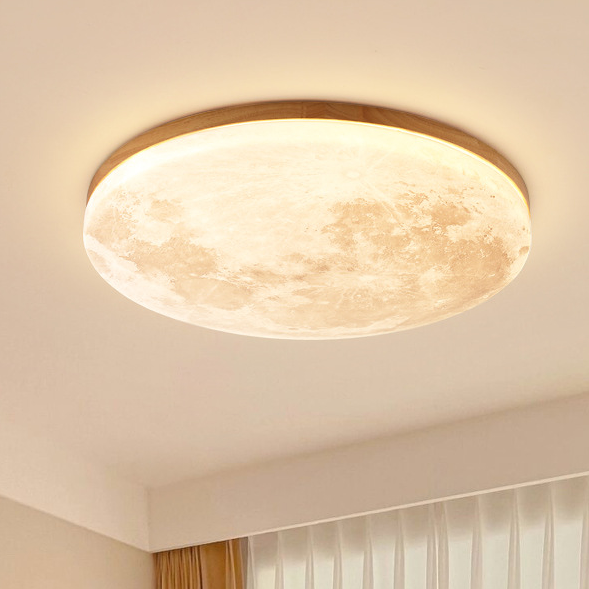 Moderne Måne Loftlampe – 3D Mådesign med Trærramme