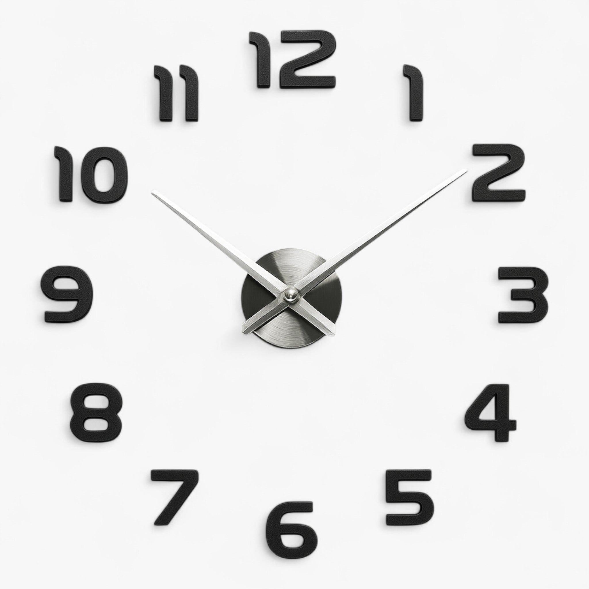 Moderne 3D Vægur med Tal til Indendørs Brug - Sort med sølv - WallClock - {{ product_tags }