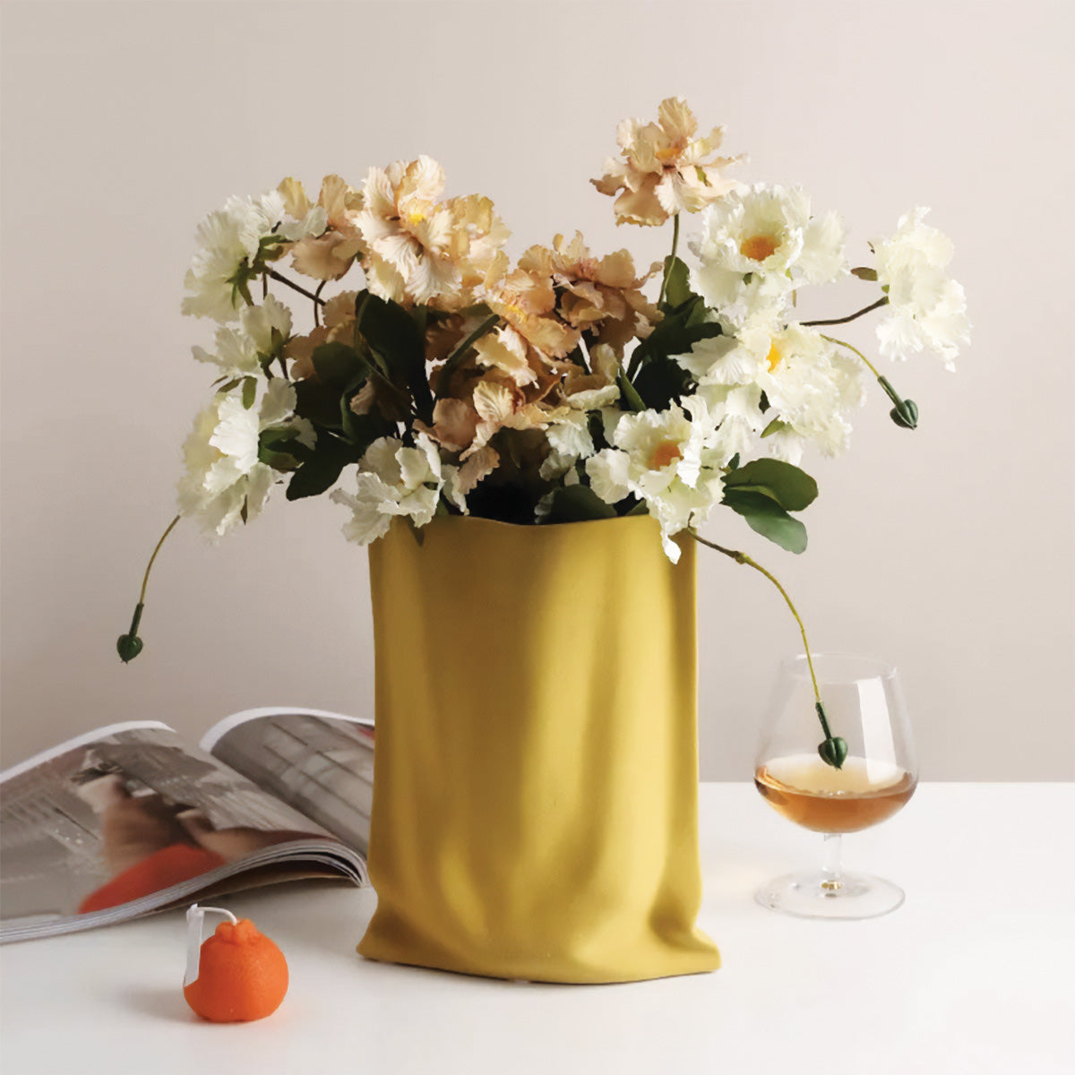 Fållad blombukett | Samtidsdekoration, perfekt til alle rum - - house & garden - {{ product_tags }