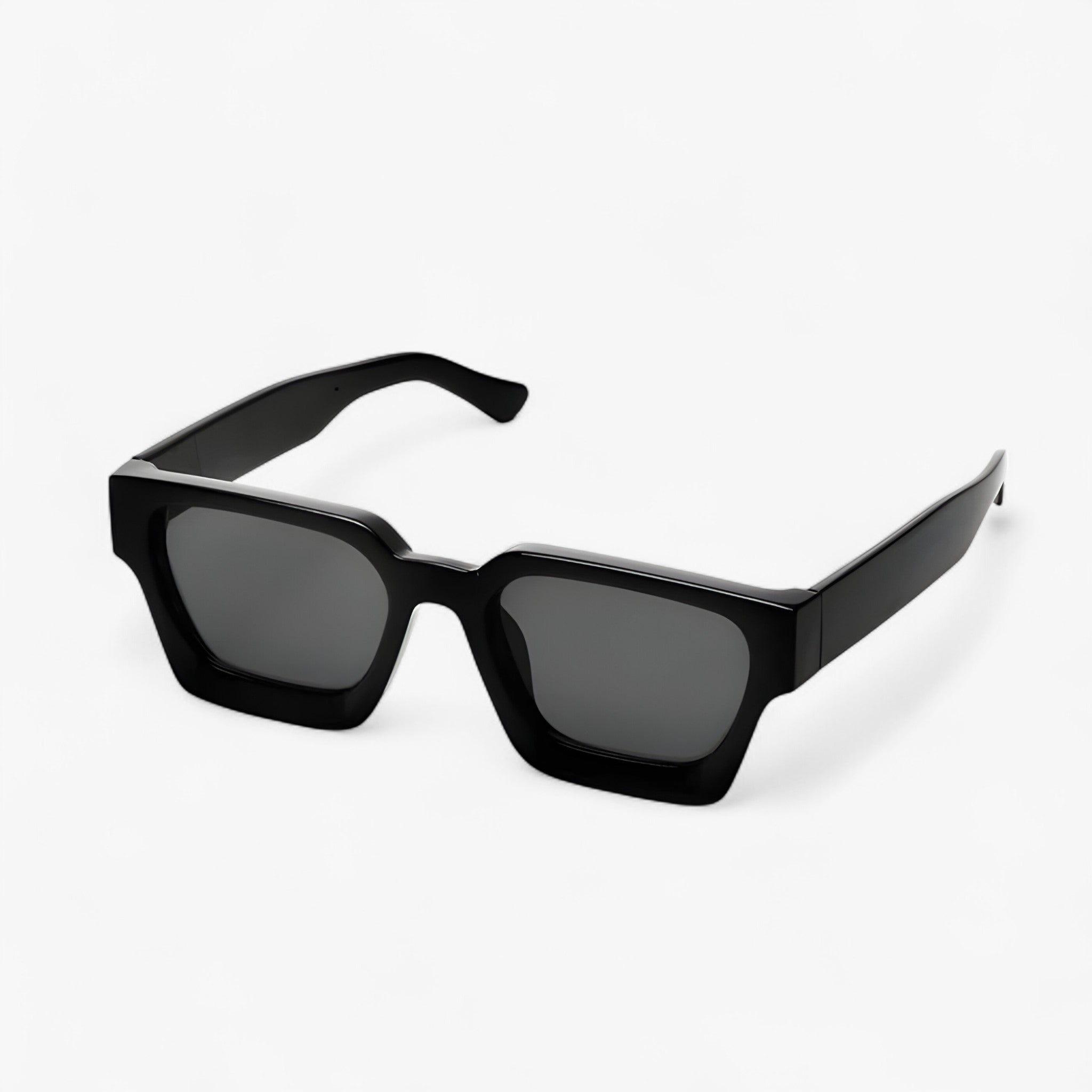 Alaric | Luksus unisex firkantede sorte solbriller - 1-sort - Alaric | Luksus unisex firkantede sorte solbriller- €25 - {{ product_tags }