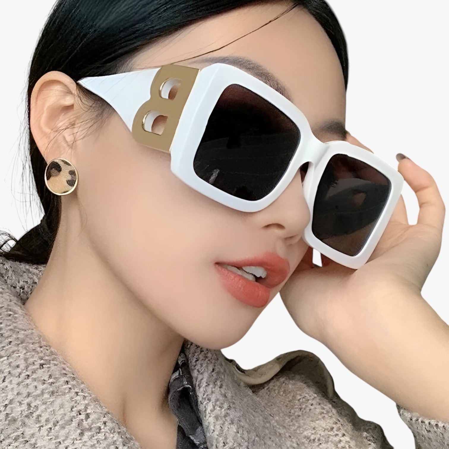 Veda | Stoer og stilfuld - Oversized solbrille med UV400-beskyttelse - - women's fashion - {{ product_tags }