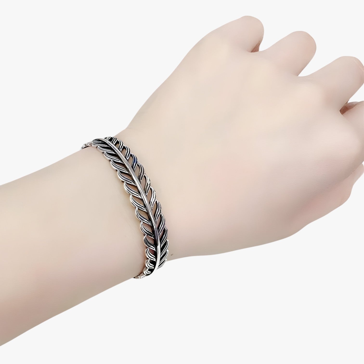 Jayce | Armband i 925 sølv med guldfjer i vintage punk stil - AL123153 - Jayce | Armband i 925 sølv med guldfjer i vintage punk stil - €25 - {{ product_tags }