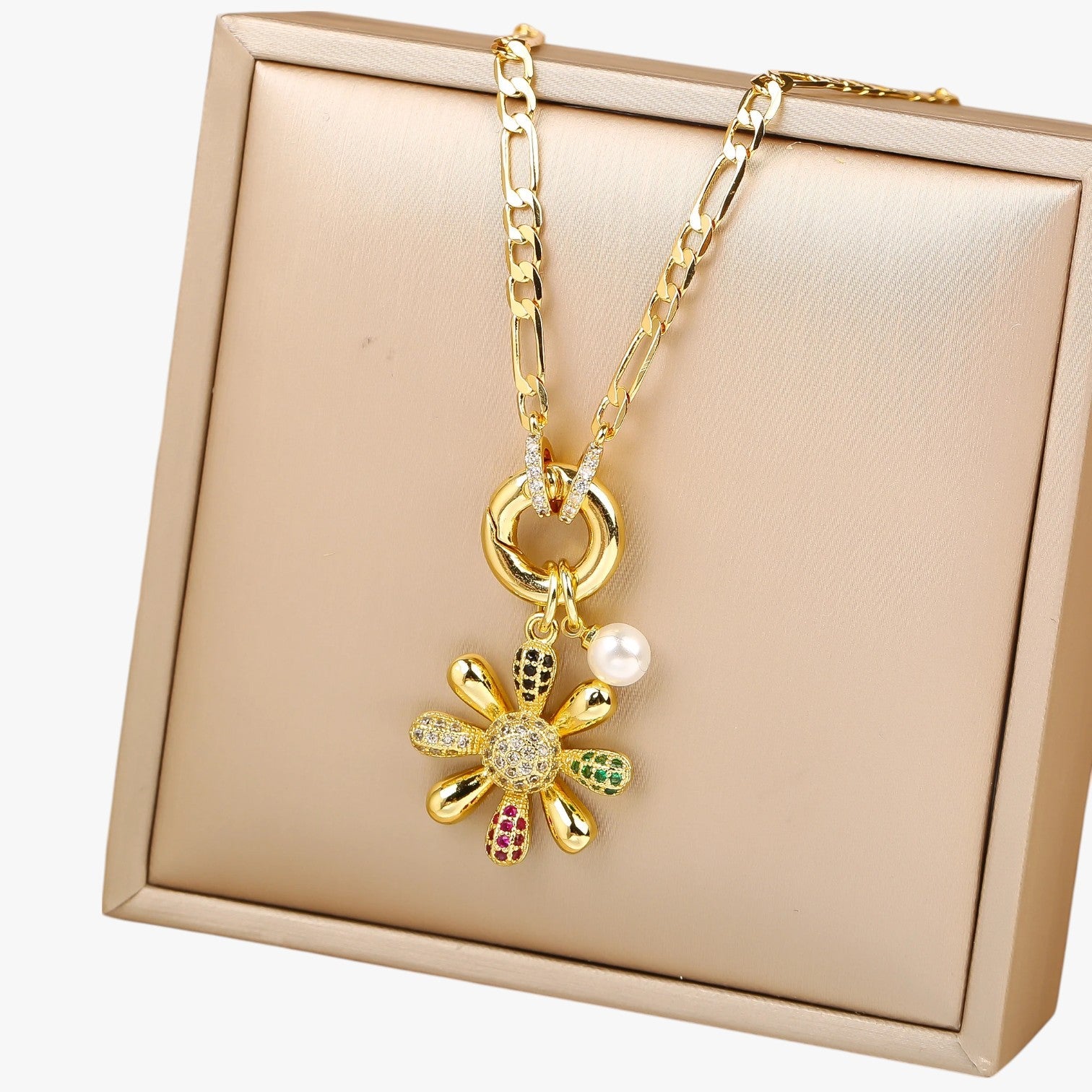 Sunny | Halskæde med safirblomst og glitrende zirkoner - Halskæde 1 - Sunny | Halskæde med safirblomst og glitrende zirkoner - €25 - {{ product_tags }