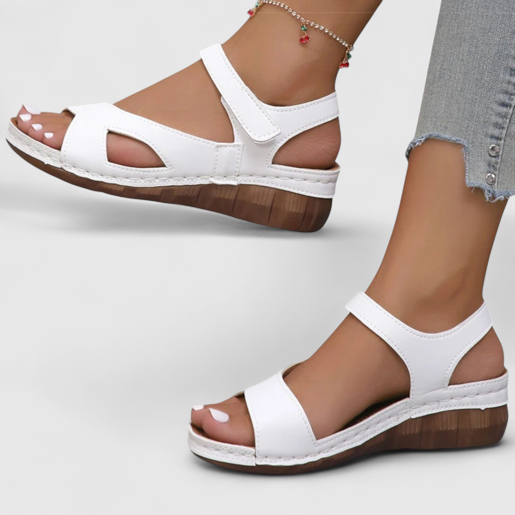 Amira | Damesasandaler Komfort Letvægts med Lav Hæl - - Amira | Damesasandaler Komfort Letvægts med Lav Hæl - €25 - {{ product_tags }