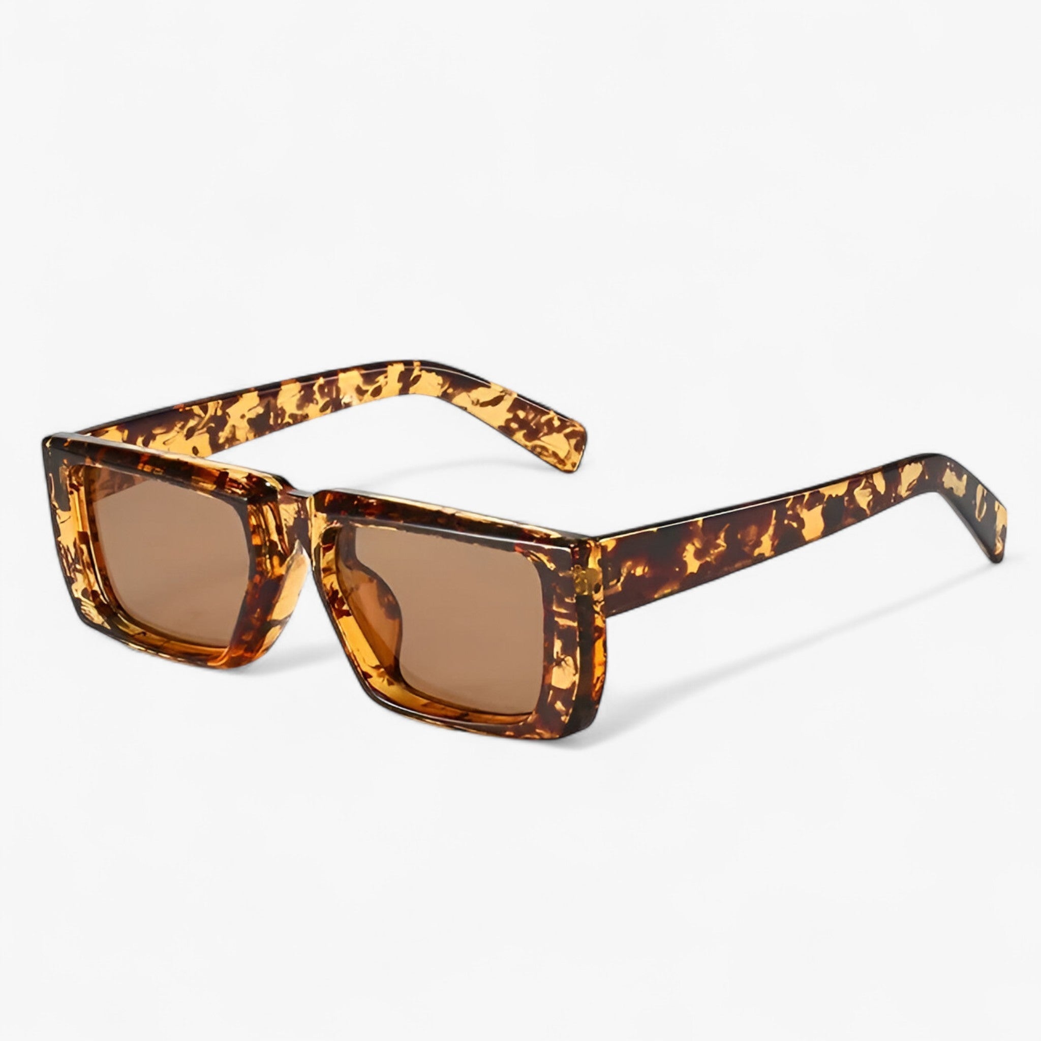 Luca | Y2K Designer Solbrille med Firkantet Stel Unisex - prikket Som vist i billedet - Luca | Y2K Designer Solbrille med Firkantet Stel Unisex- €25 - {{ product_tags }