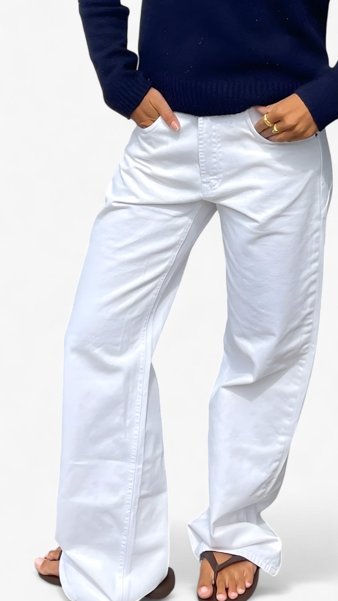Lavtalje jeans med stjerneprint - - Lavtalje jeans med stjerneprint - €25 - {{ product_tags }