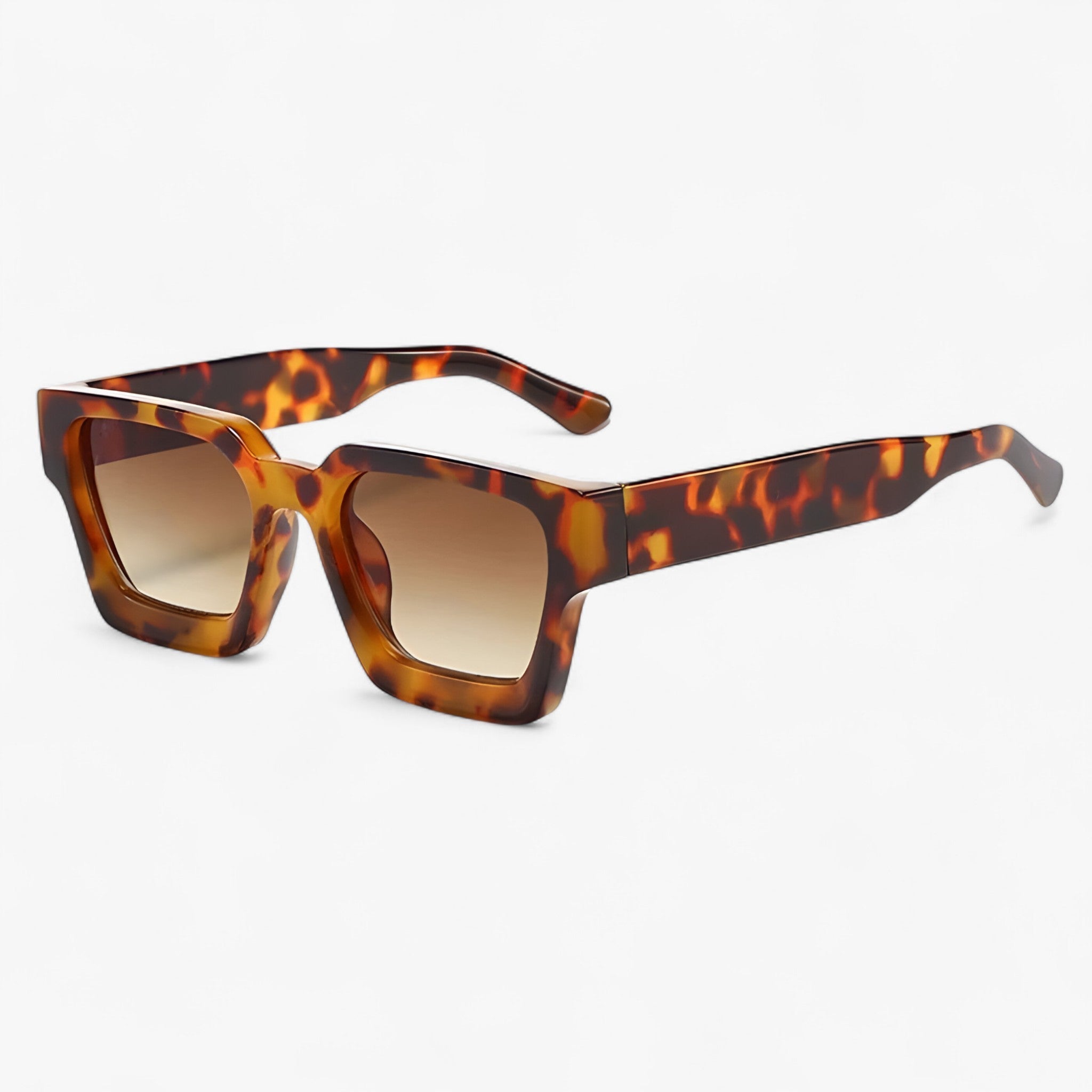 Otis | Retro firkantede solbriller til mænd - Leopardte - Otis | Retro firkantede solbriller til mænd- €25 - {{ product_tags }