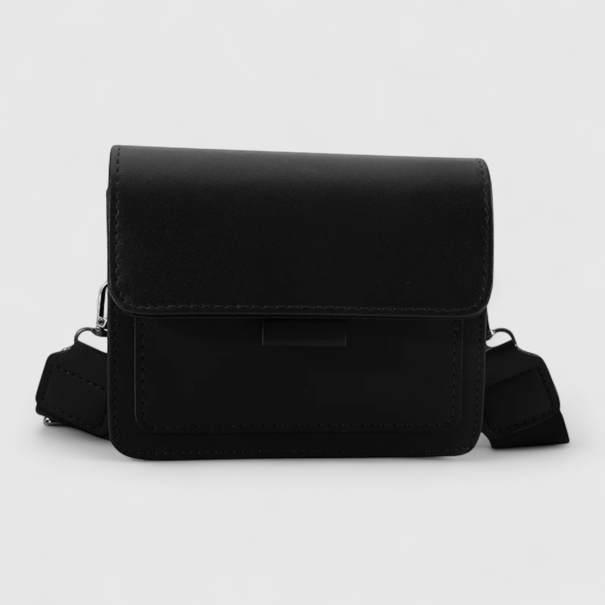 Clara | Retro og Rummelig Skuldertaske med Bred Rem - sort - bags - {{ product_tags }