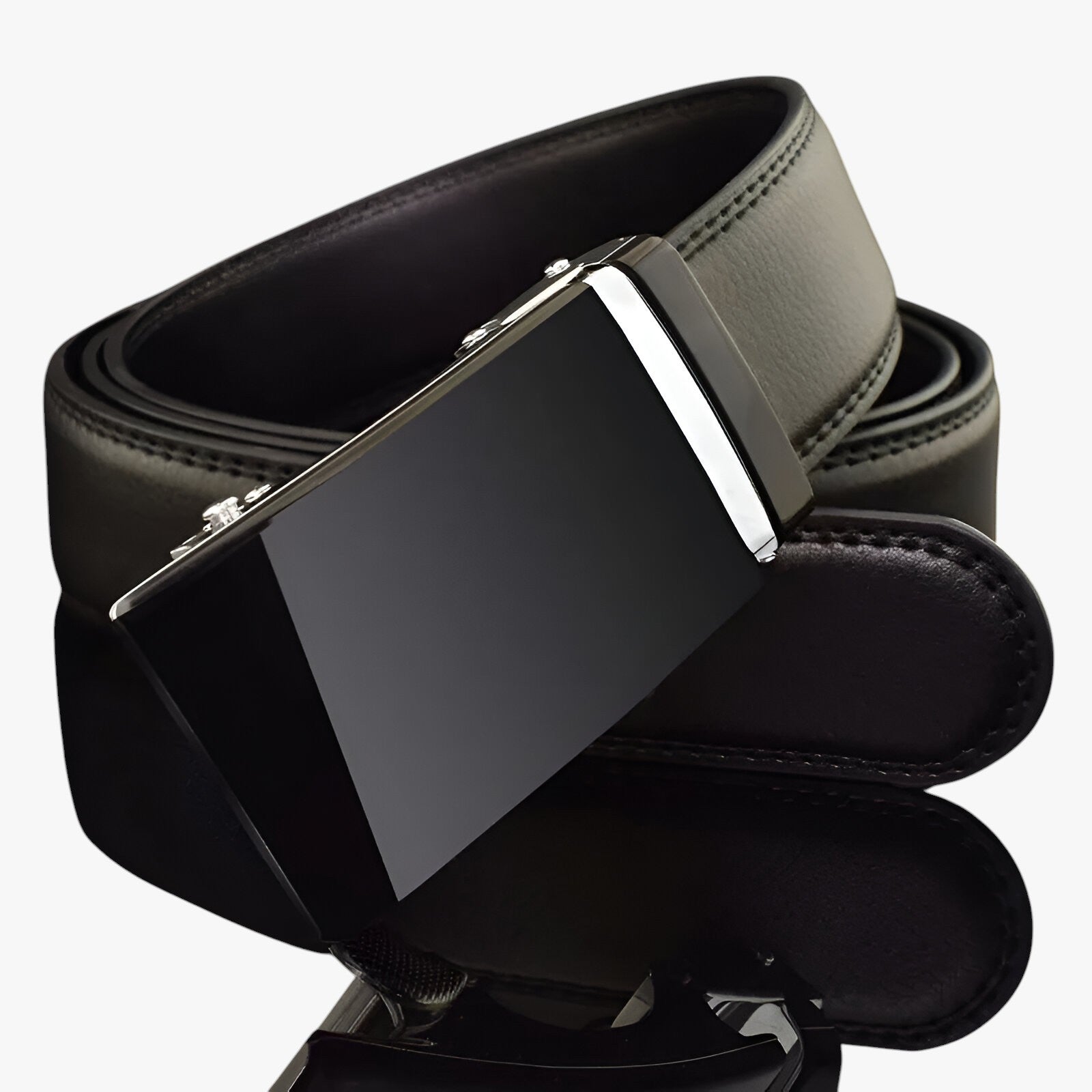 Colton | Luxe Hvid Designerbælte – Stilfuld og Holdbar - - men's fashion - {{ product_tags }