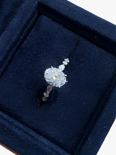 Serenity | Elegant Ring i Sølv med Zirkoner