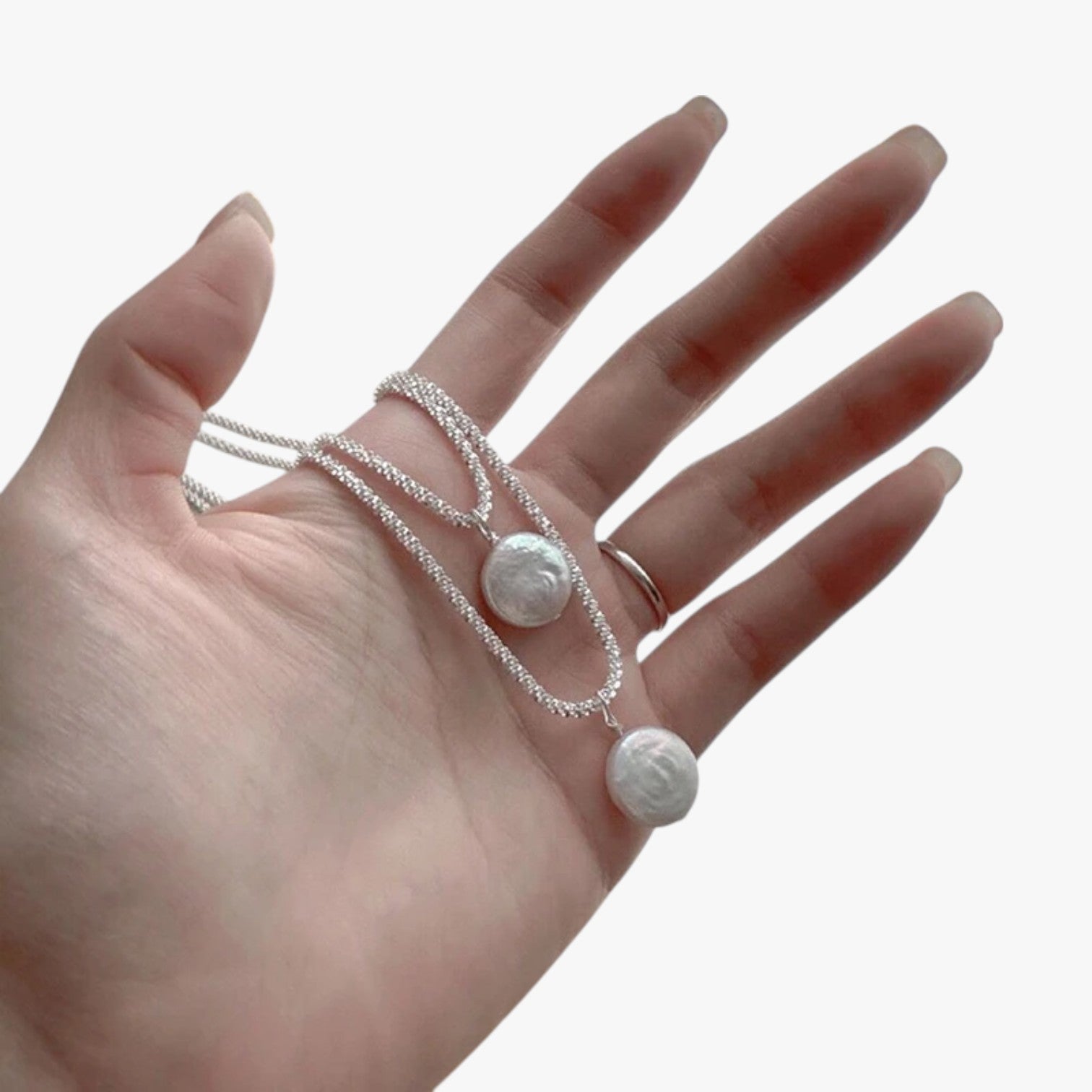 Evelynn | Choker halskæde med perle i 925 sterlingsølv - - Evelynn | Choker halskæde med perle i 925 sterlingsølv - €25 - {{ product_tags }