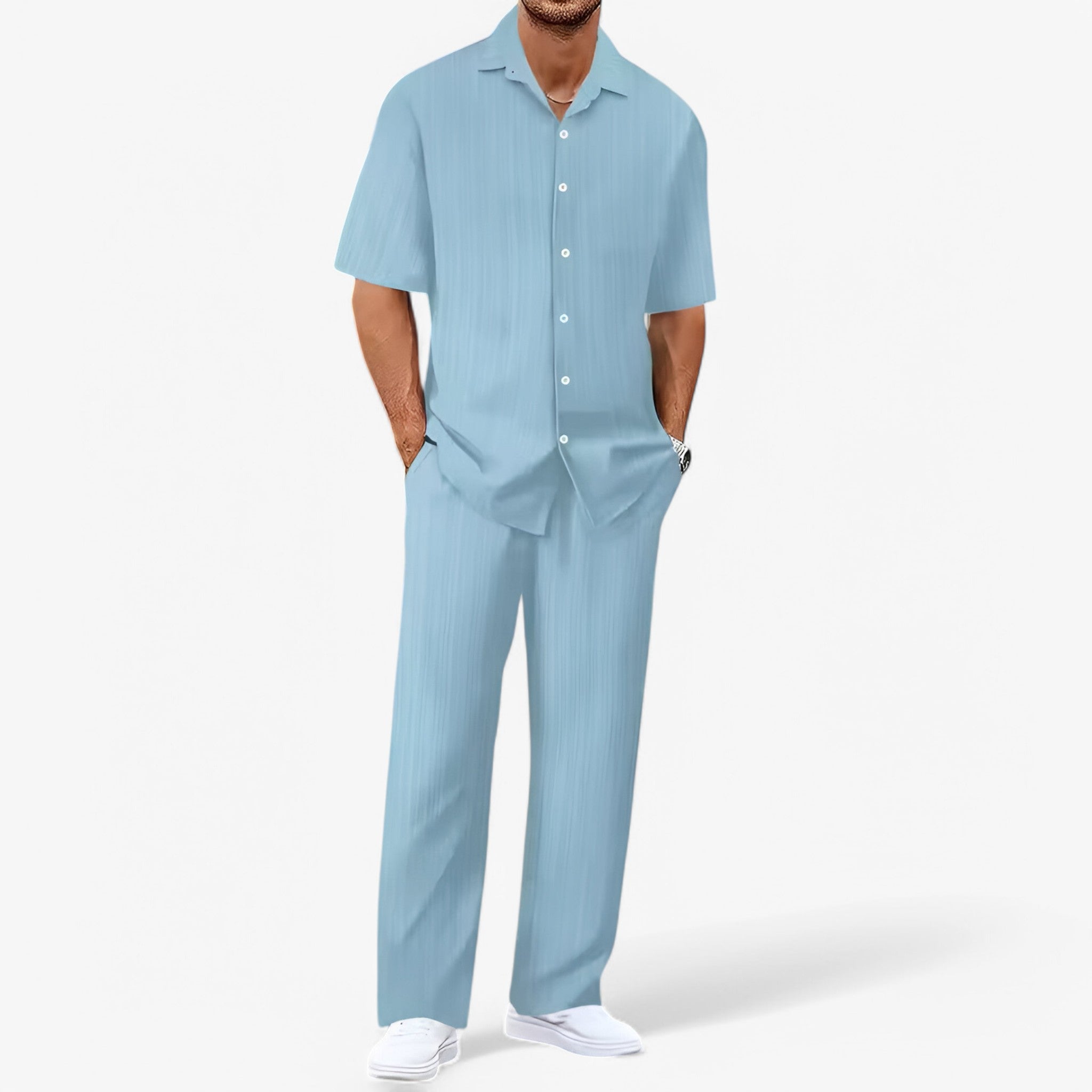 Lorenzo | Business Casual sæt med skjorte og bukser - Himmelblå Pakke med 1 stk. - Lorenzo | Business Casual sæt med skjorte og bukser- €25 - {{ product_tags }