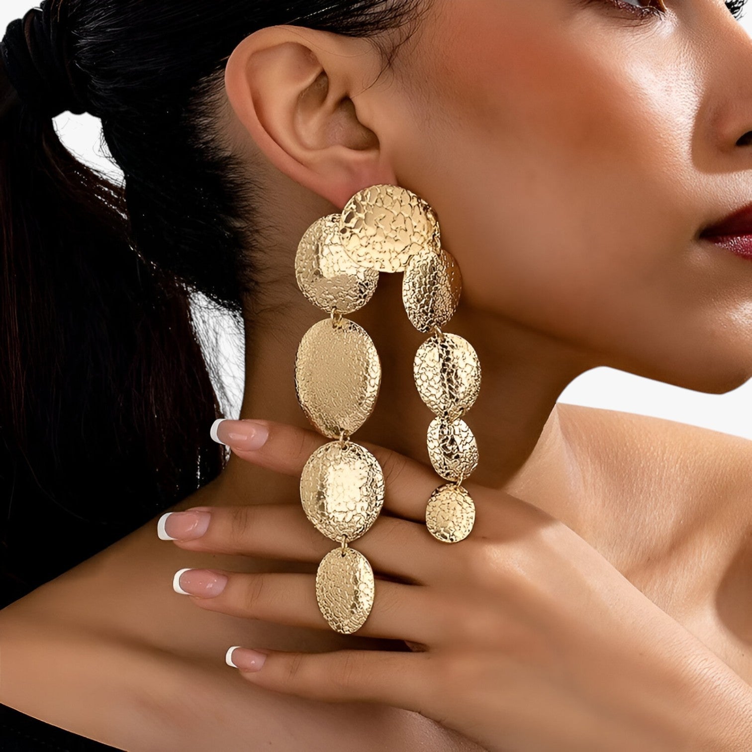 Eloise | Elegante lange geometriske øreringe til kvinder - 1 - women's fashion - {{ product_tags }