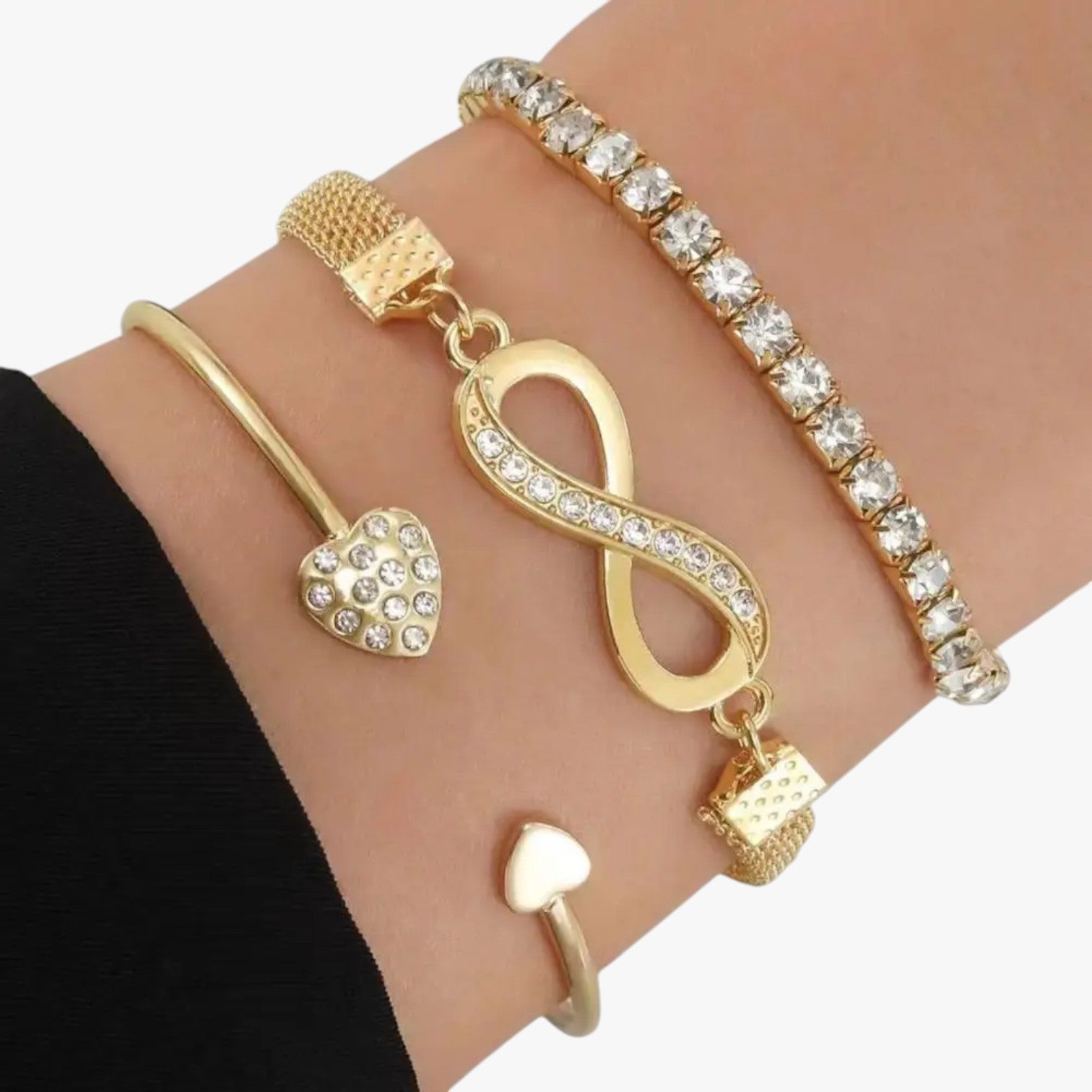 Evelynn | Elegant hjerteformet armbåndssæt, lagdelte kæder og funklende rhinsten - - Evelynn | Elegant hjerteformet armbåndssæt, lagdelte kæder og funklende rhinsten - €25 - {{ product_tags }
